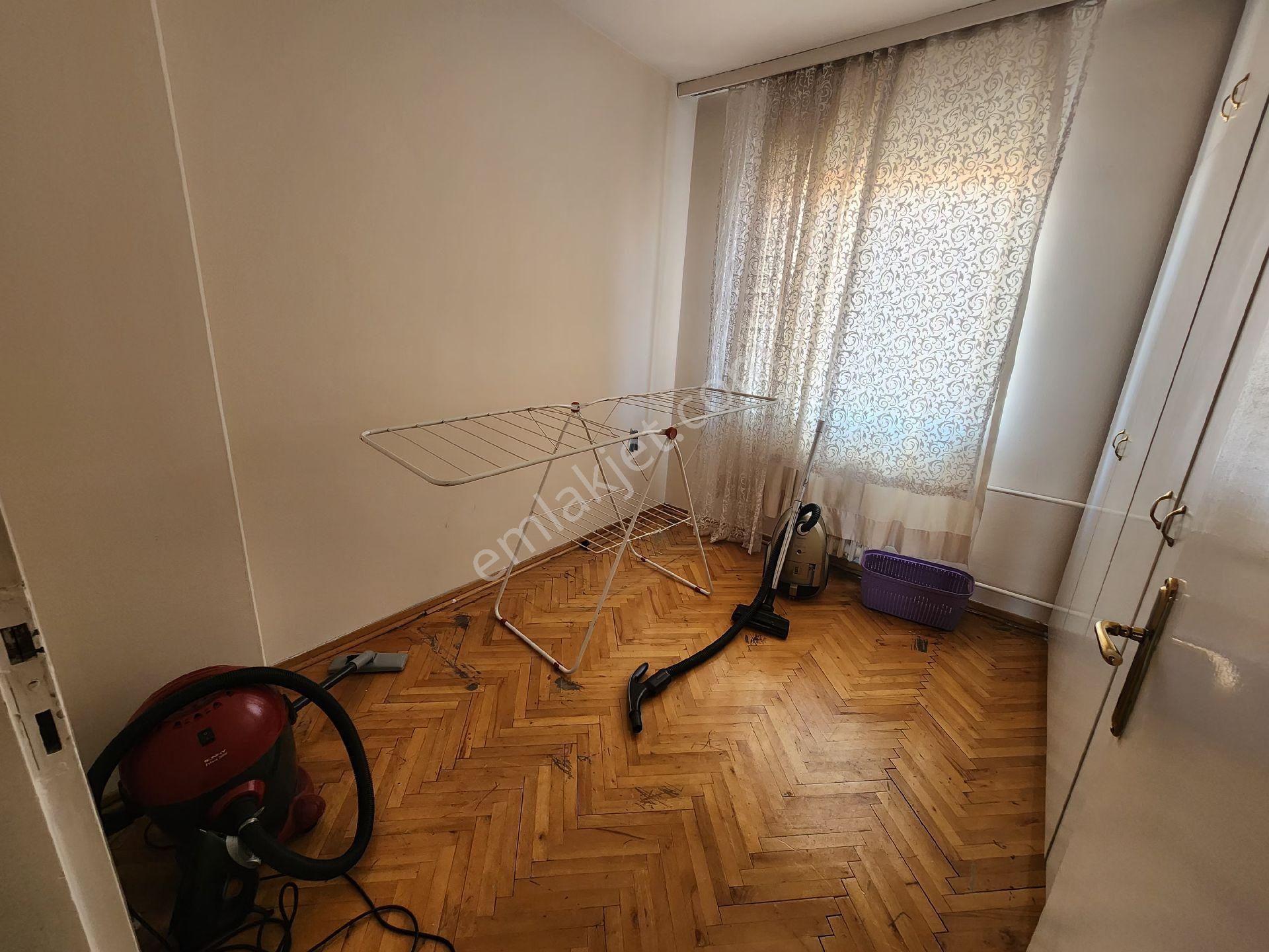 Burak Emlak'dan Kiralık Daire Kurtuluş Kıbrıs Cd. 3+1 B.salon Yapılı Eşyalı - Görsel 10