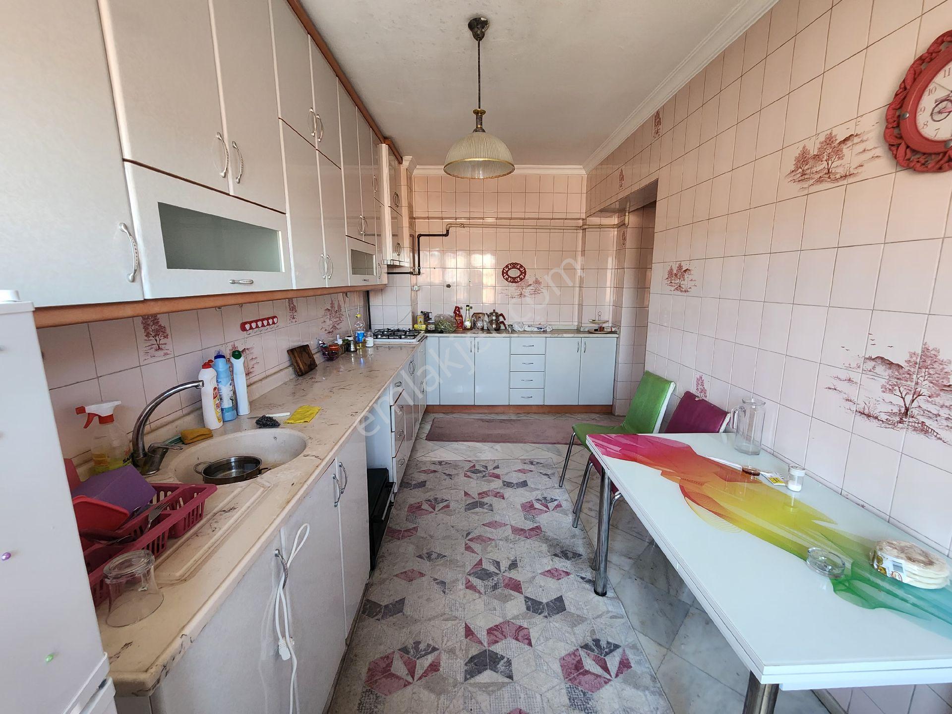 Burak Emlak'dan Kiralık Daire Kurtuluş Kıbrıs Cd. 3+1 B.salon Yapılı Eşyalı - Görsel 18