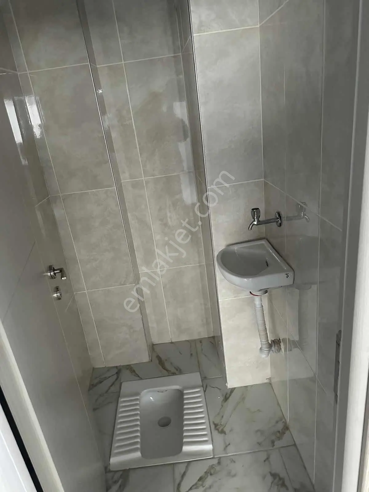 Taşoluk Da Kiralık 2+1 Daire - Görsel 9