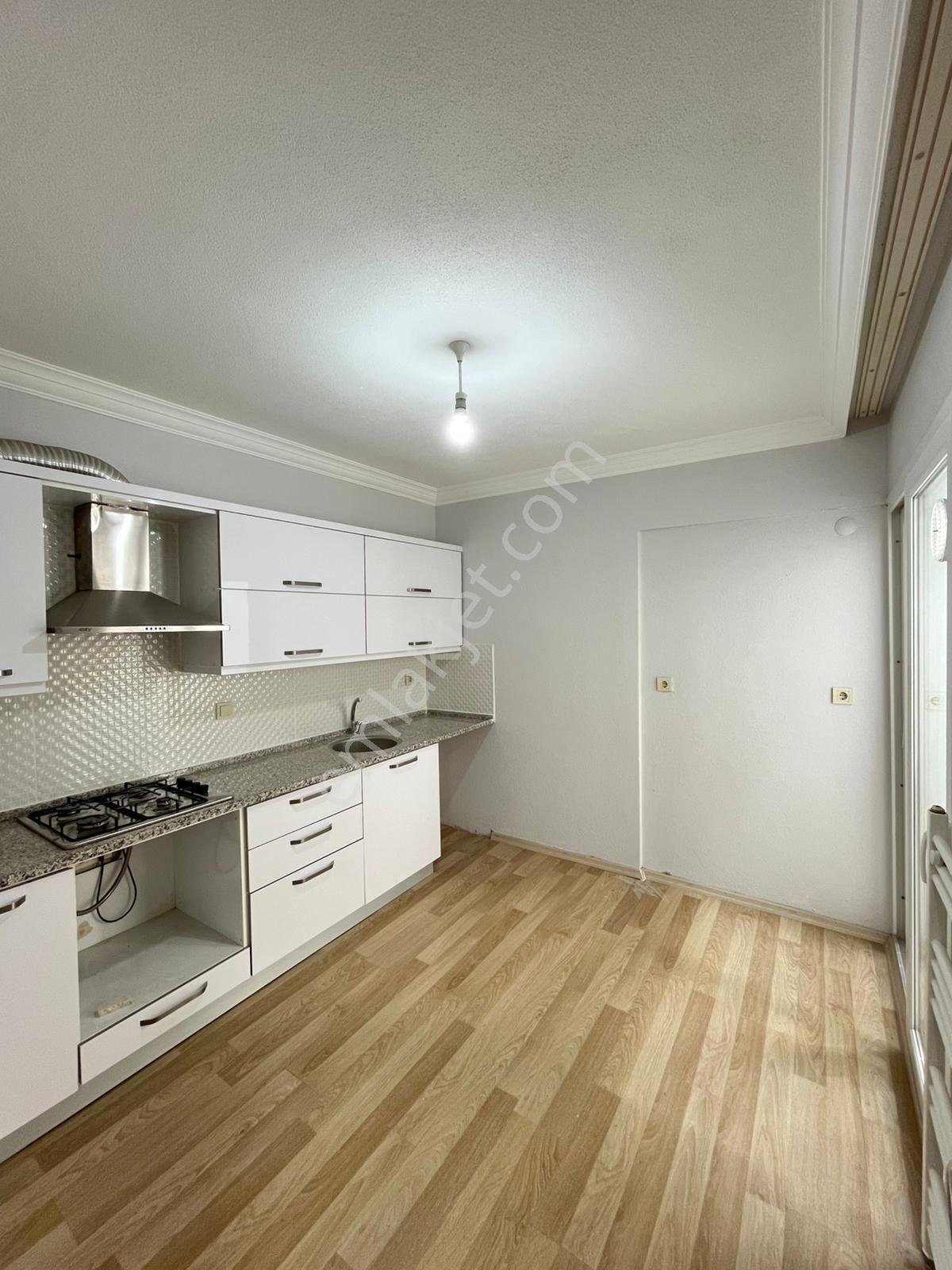 Aydoğdu Mahallesi Merkezi Konum Da Kiralık 3+1 Doğalgazlı Daire - Görsel 10