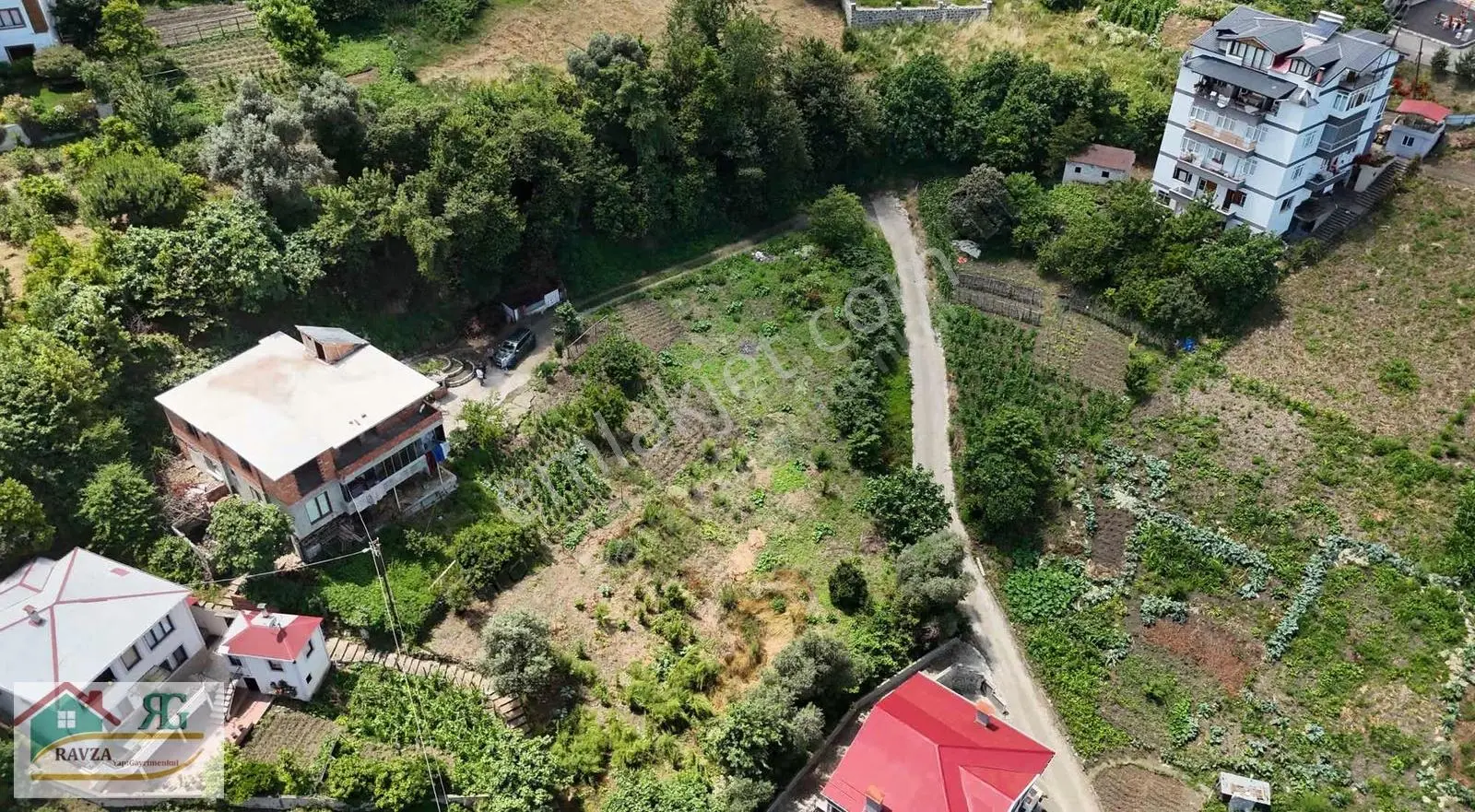 Ravza Yapı Gayrimenkulden Nefsipulathane Mah 684m2 Satılık Arsa - Görsel 3