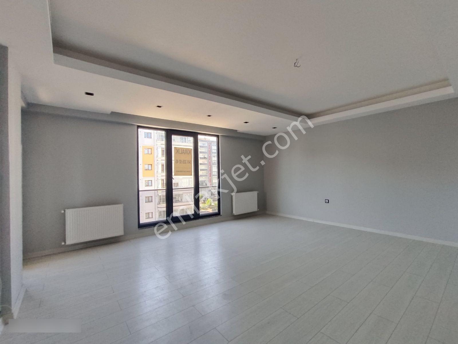Truva/ahmet'ten Çobanlı Tramvay Durağında Kiralık Lüks 3+1 Daire - Görsel 3