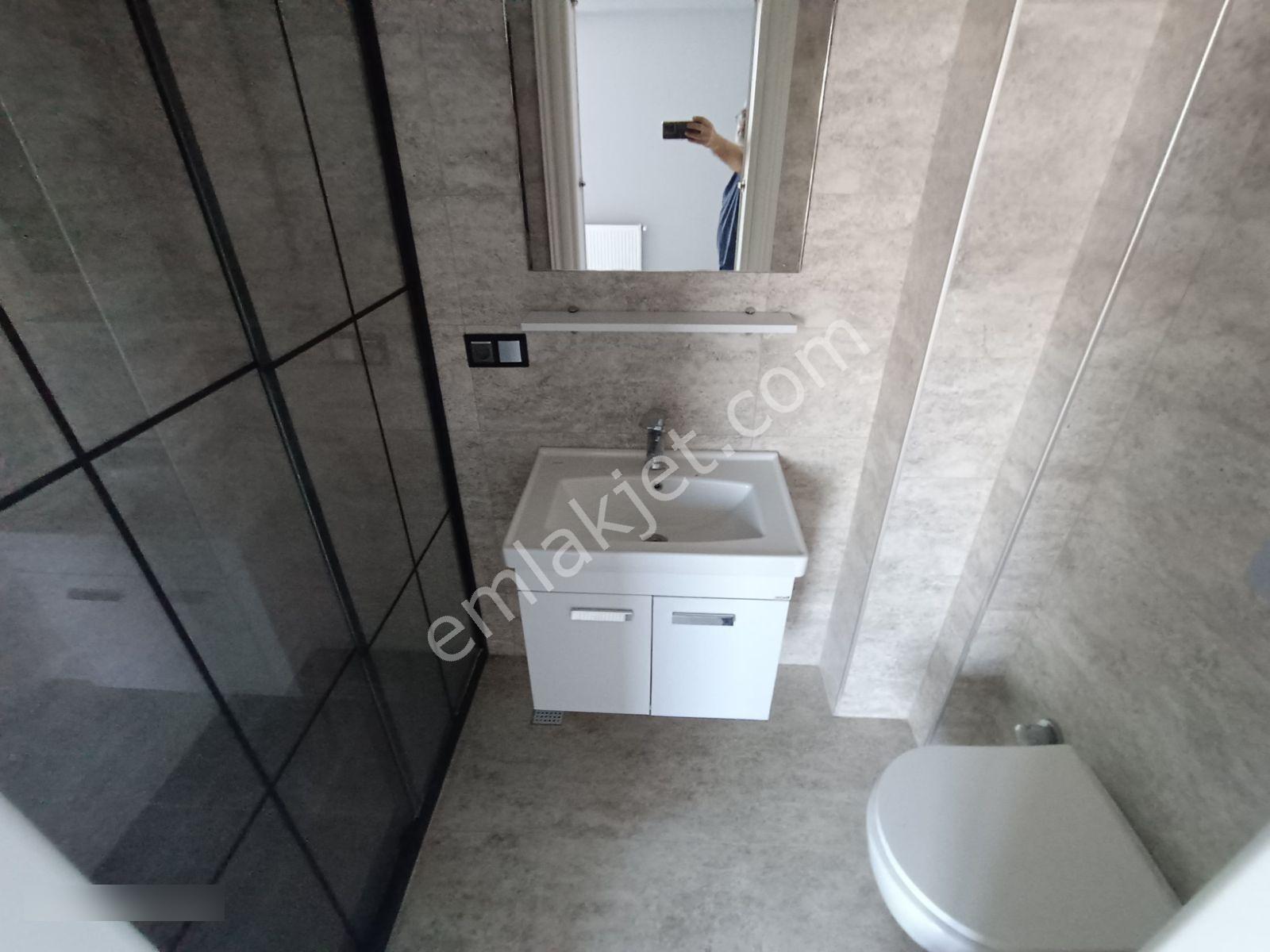Truva/ahmet'ten Çobanlı Tramvay Durağında Kiralık Lüks 3+1 Daire - Görsel 4