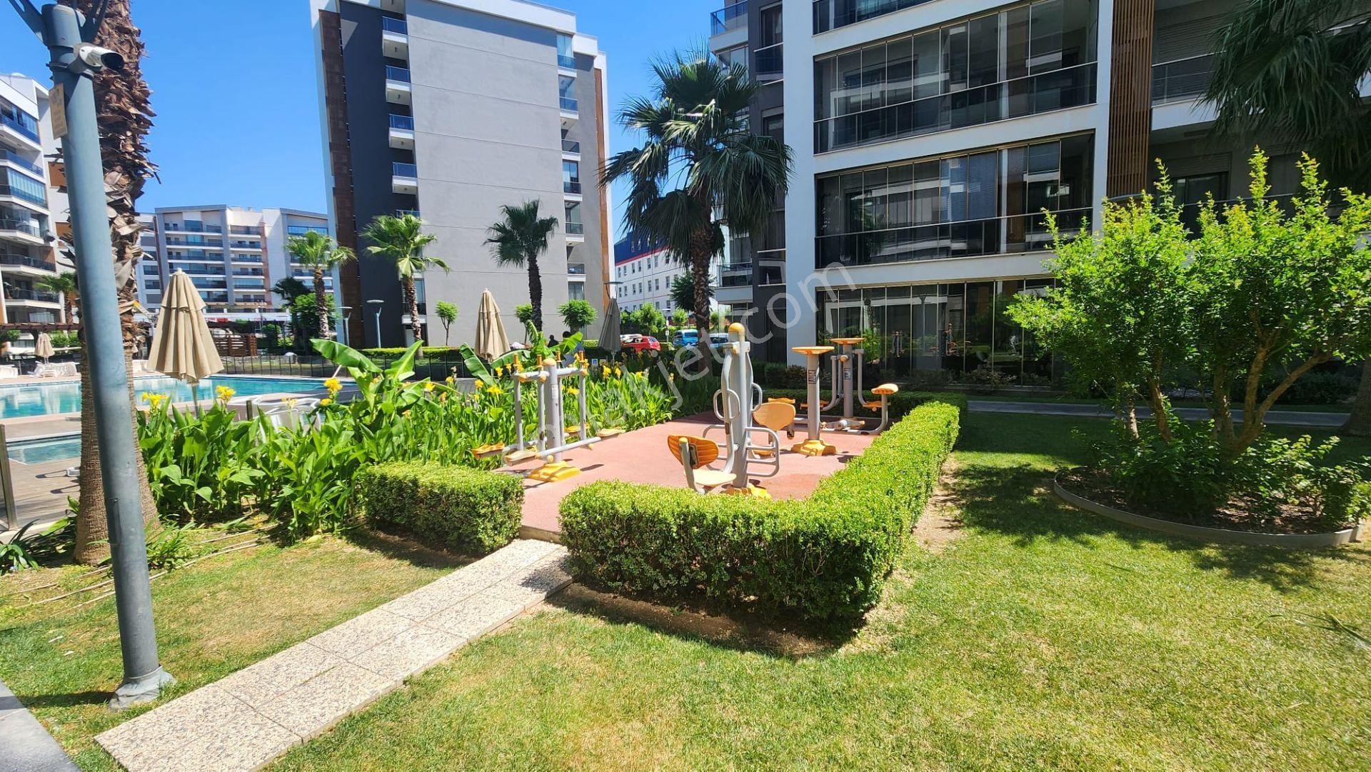 Ataşehir Modern 3 Kiralık Bahçe Katı 2+1 Daire - Görsel 14