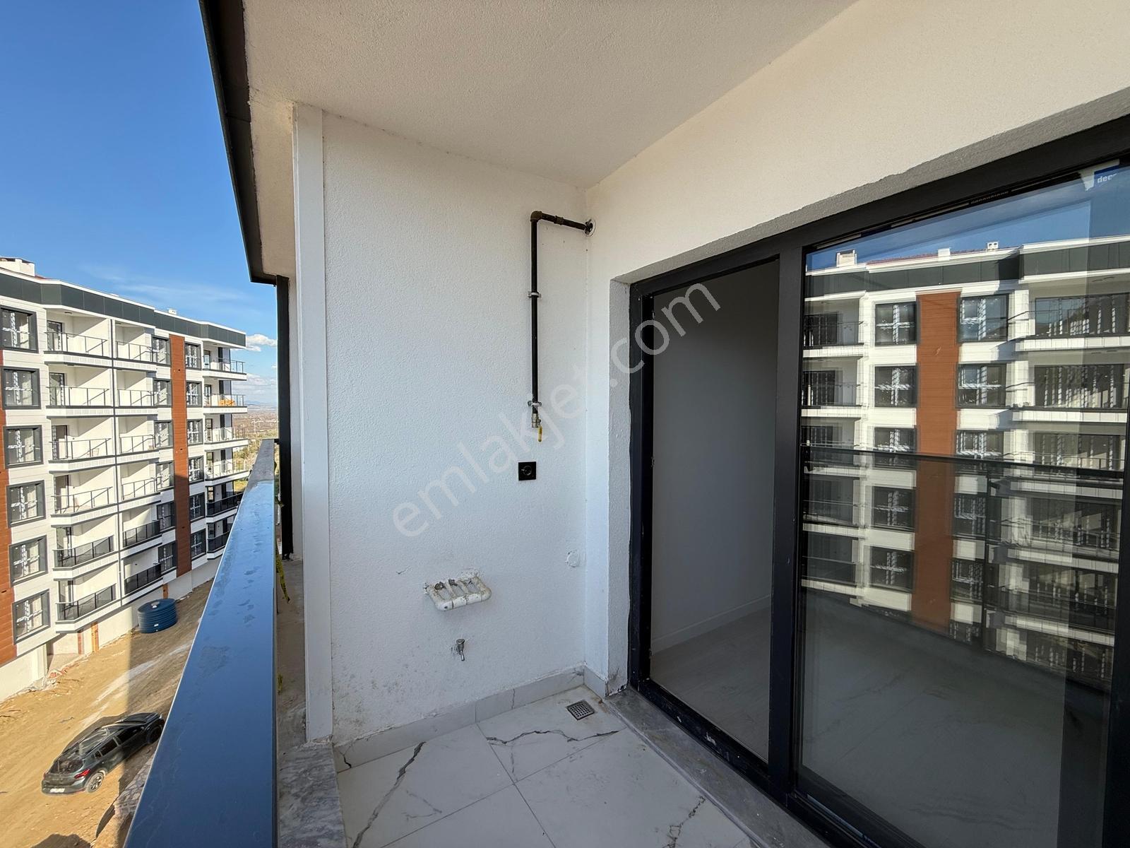 Turgutlu Site İçinde 3+1 Yerden Isıtmalı Sıfır Daire Fırsatı - Görsel 7