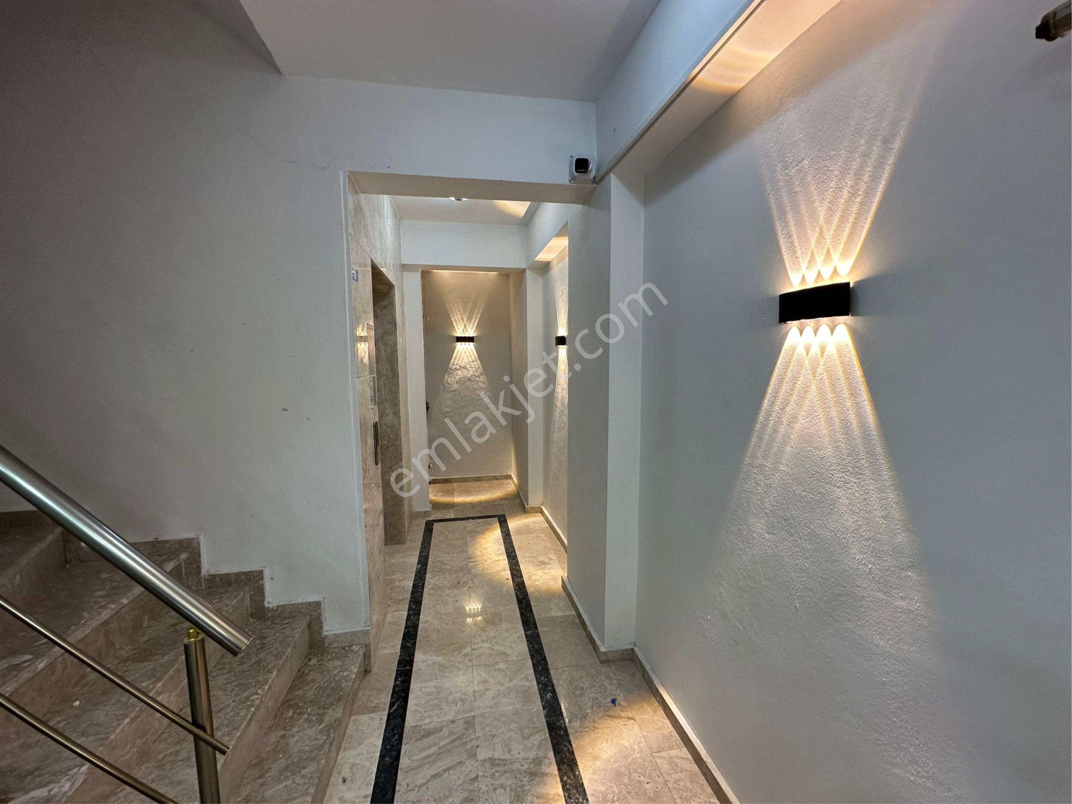 50. Yıl Mhl Satılık Köşe Başı Daire A Cadde Üstü Balkonlu - Görsel 22