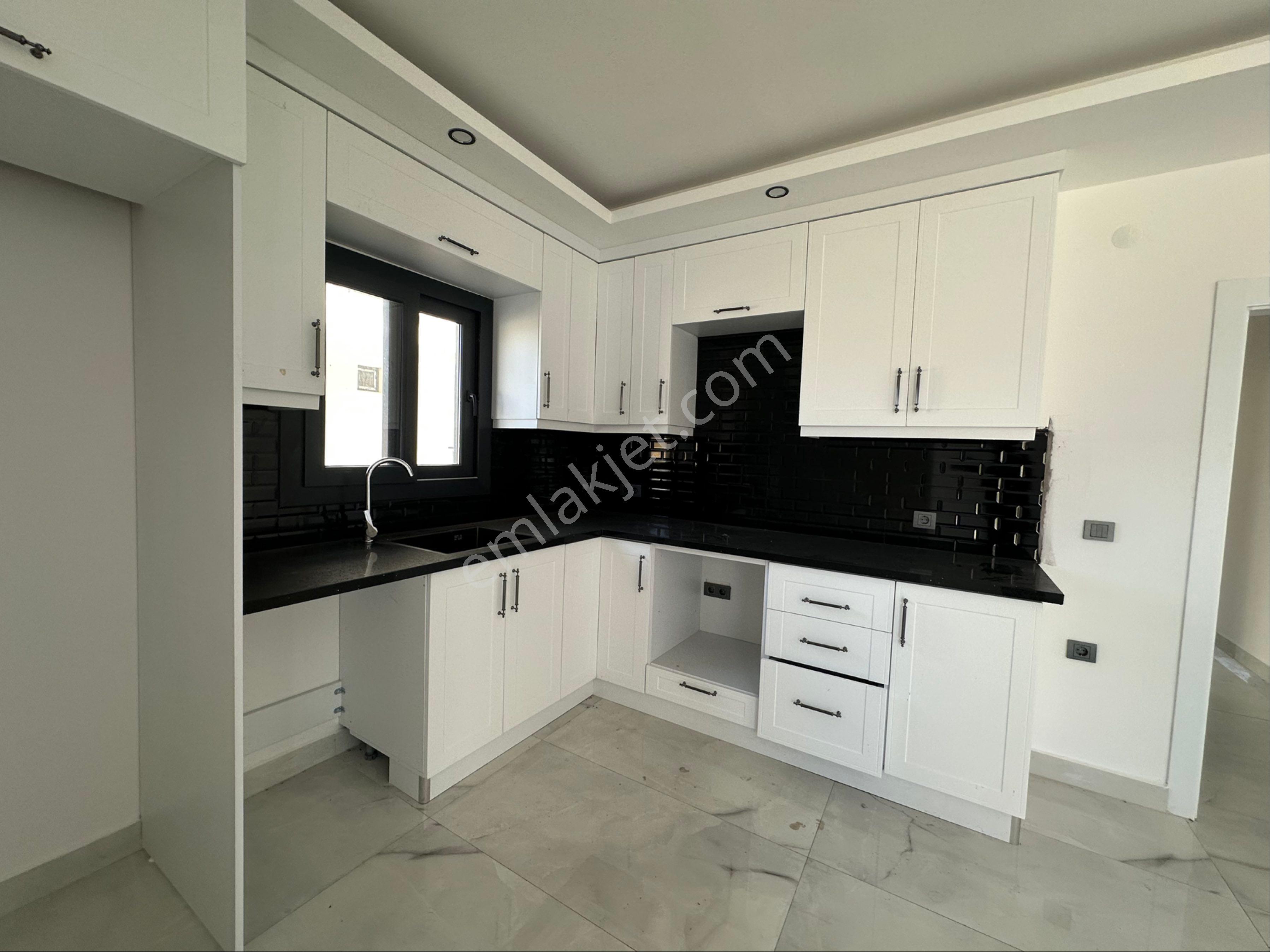 Didimde 2+1 Ayrı Mutfak Deniz Manzaralı Daire - Görsel 13