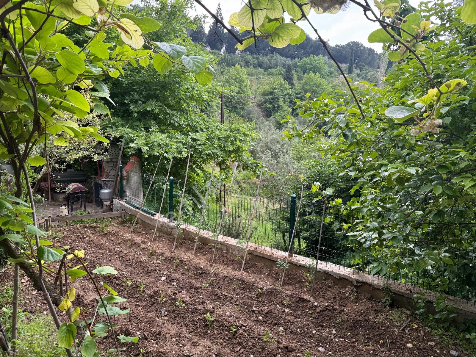 Kemalpaşa Yukarıkızılca Merkez 3+1 Satılık Villa - Görsel 9