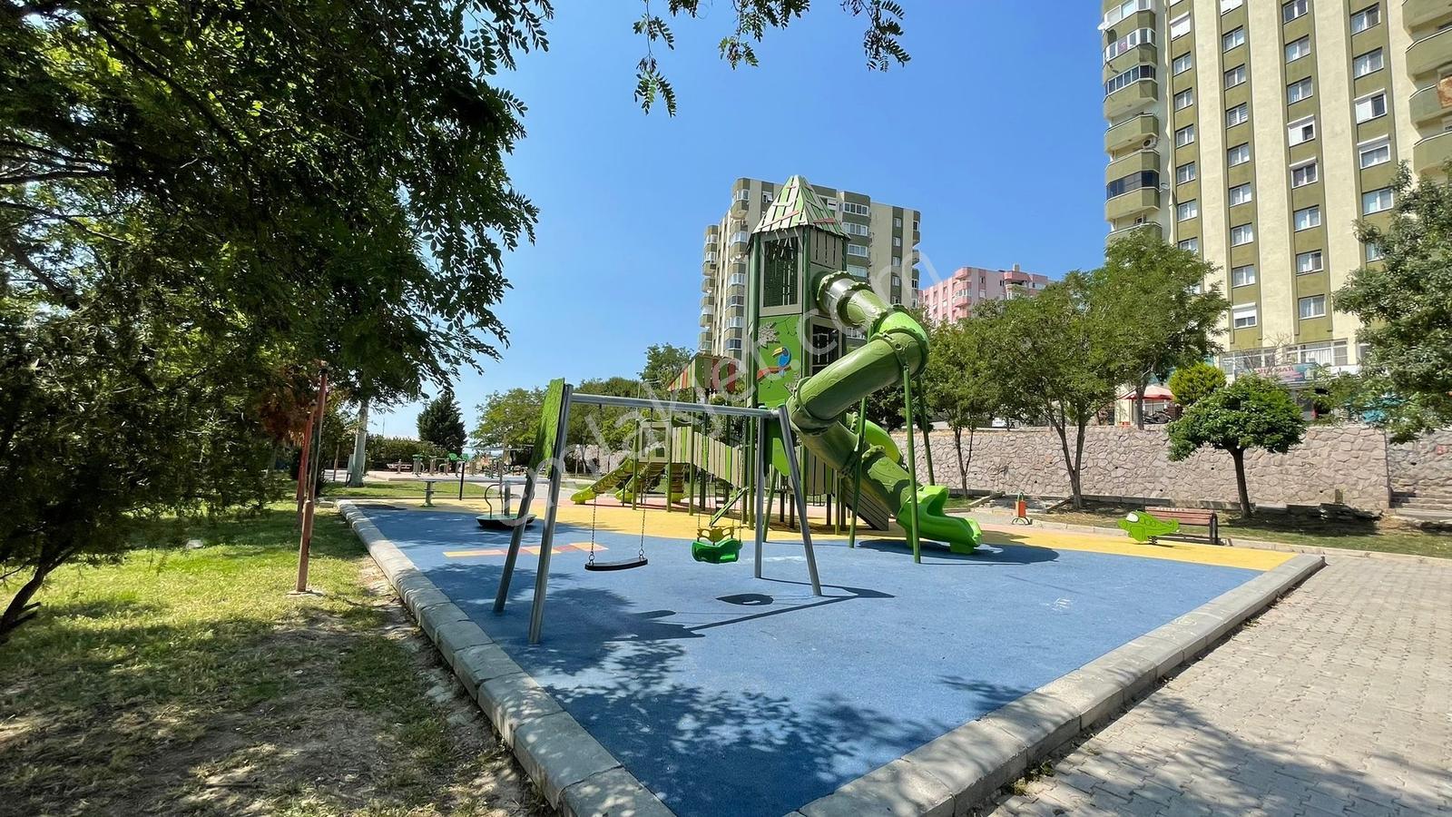 Ulukent'te Site İçerisinde 3+1 Manzaralı Satılık Daire - Görsel 32