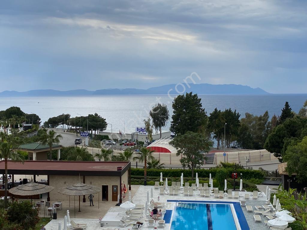 Kuşadası Ramada Resort'te Kiralık Deniz Manzaralı 2+1 - Görsel 14