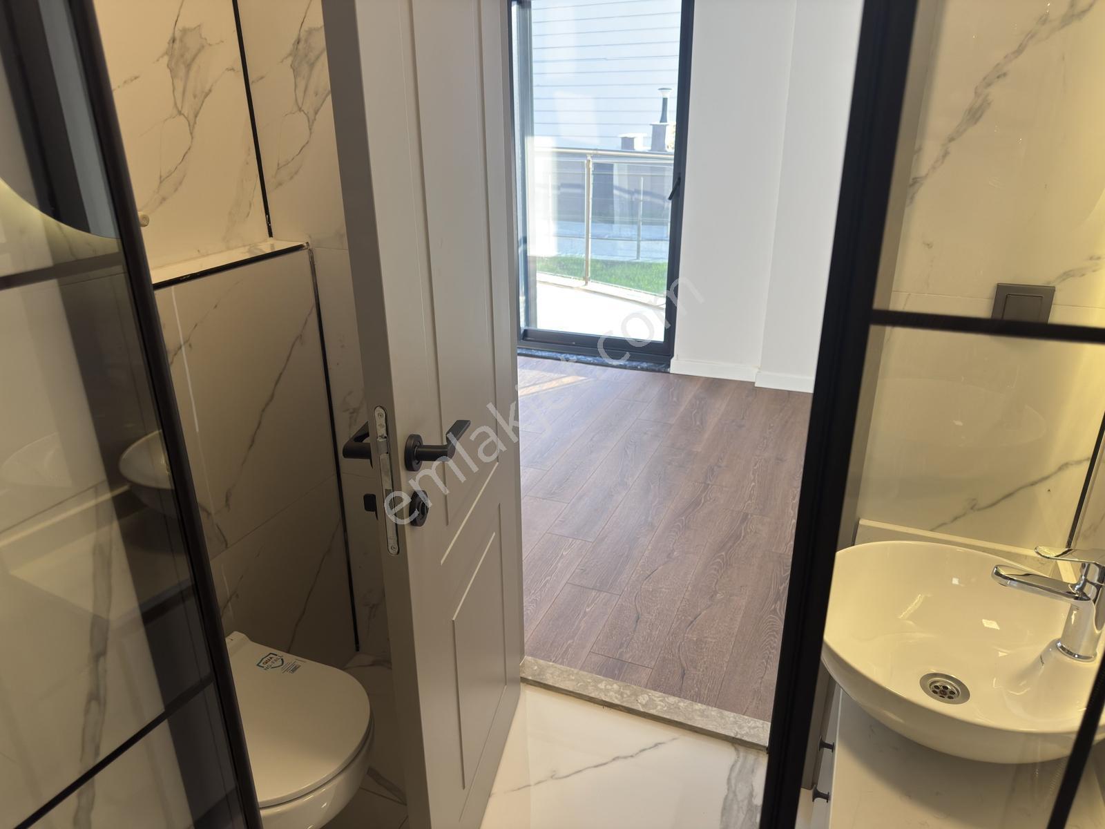 Altıntaş Mahallesi Via Terra Sitesi'nde Geniş 2+1 Kiralık Daire - Görsel 10