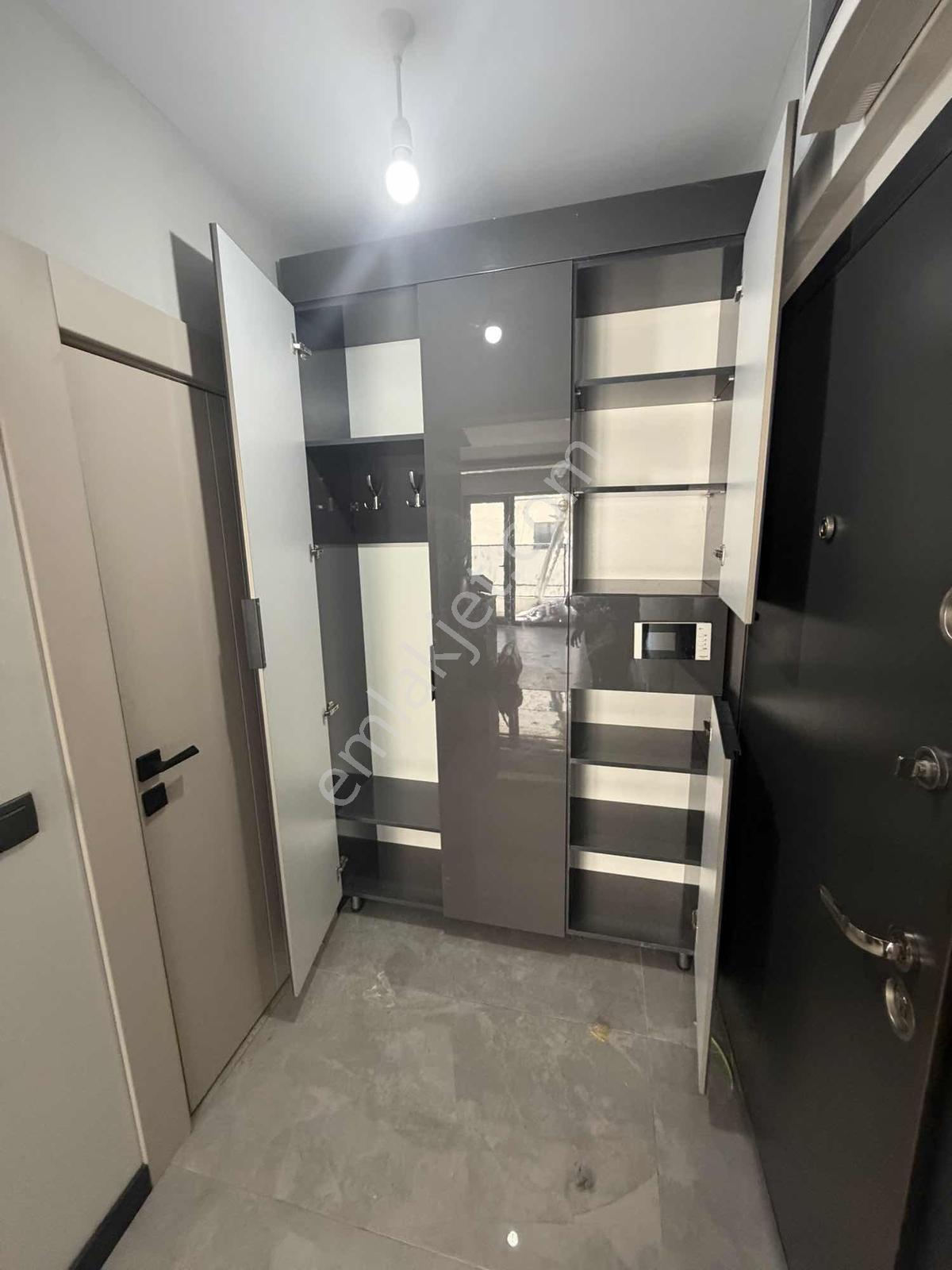 Beyaz Grup Gayrimenkul'den Caddeye Yürüme Mesafesinde Kiralık - Görsel 19