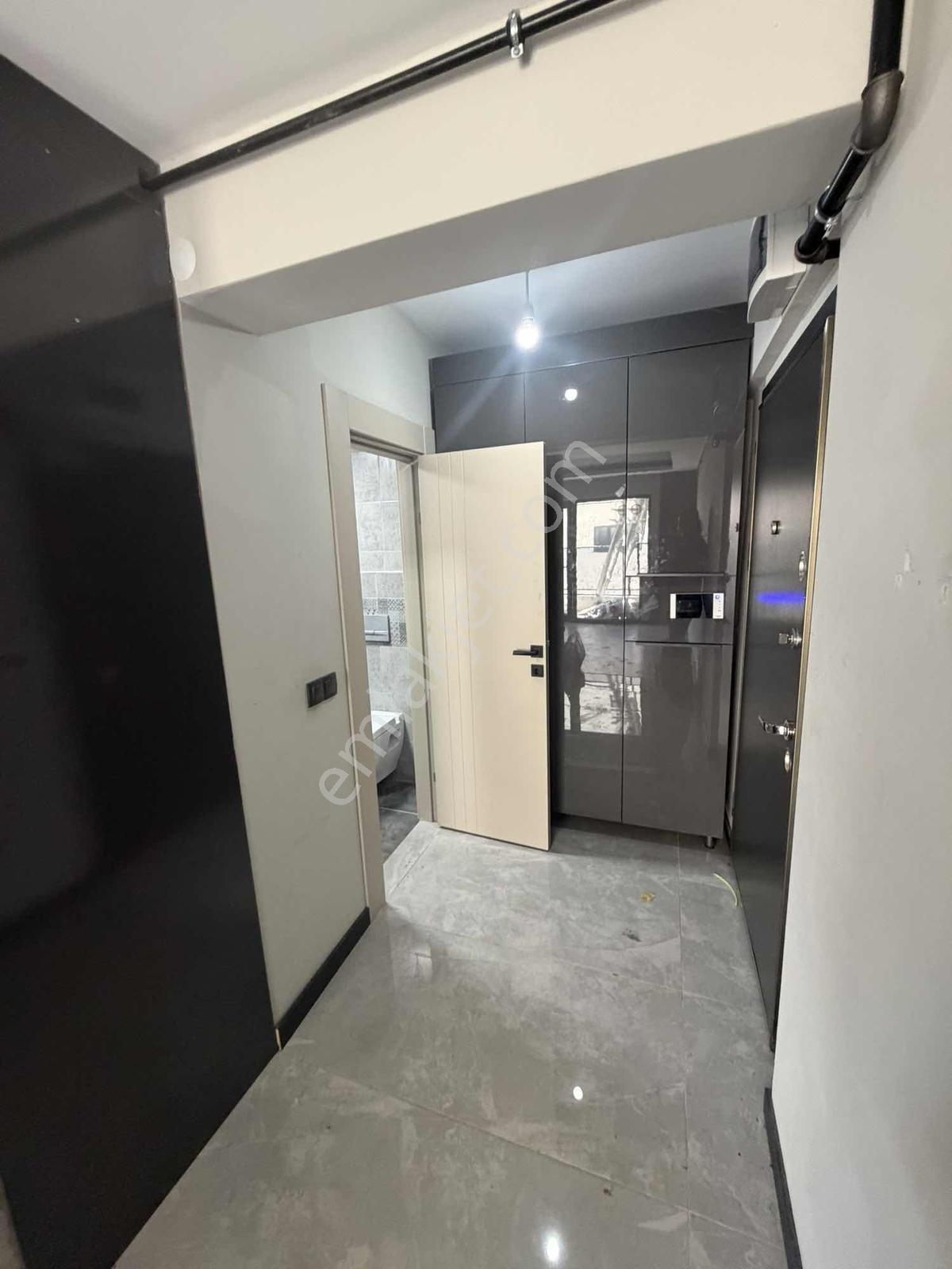 Beyaz Grup Gayrimenkul'den Caddeye Yürüme Mesafesinde Kiralık - Görsel 6