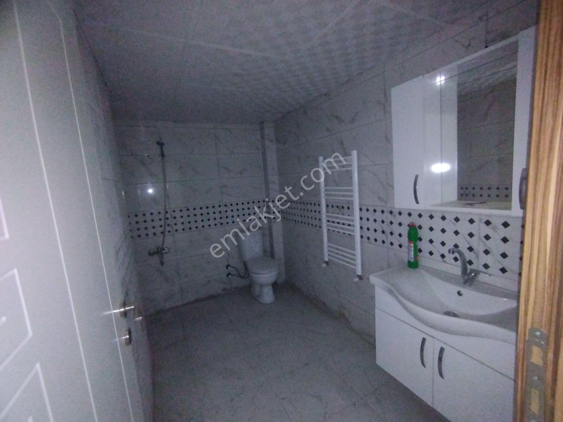 Alihan G.m. Den Rüstempaşa Mah. Yücel İlk Okul Karşısı Kiralık Daire - Görsel 12