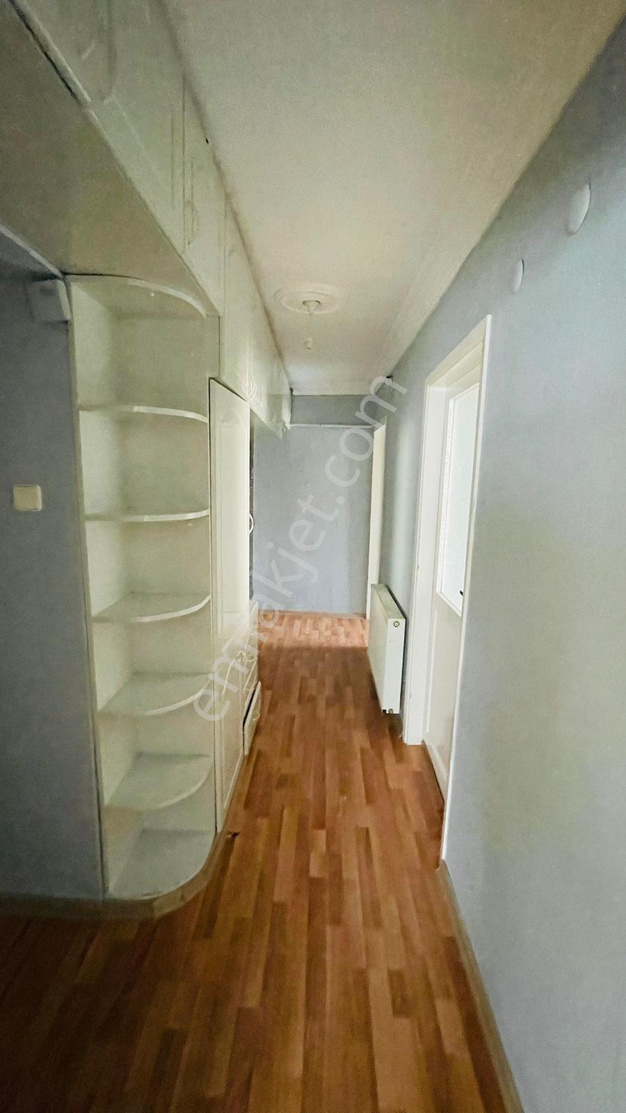 Doğanay'da Köşe Konumda Asansörlü Otoparklı 3+1 Daire - Görsel 3