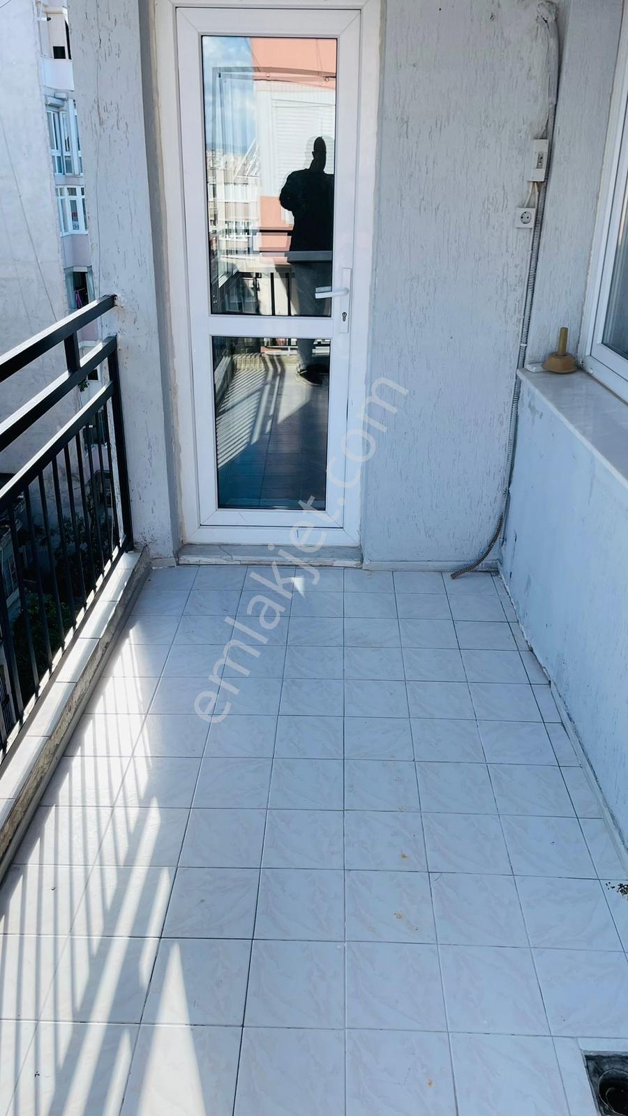 Doğanay'da Köşe Konumda Asansörlü Otoparklı 3+1 Daire - Görsel 31
