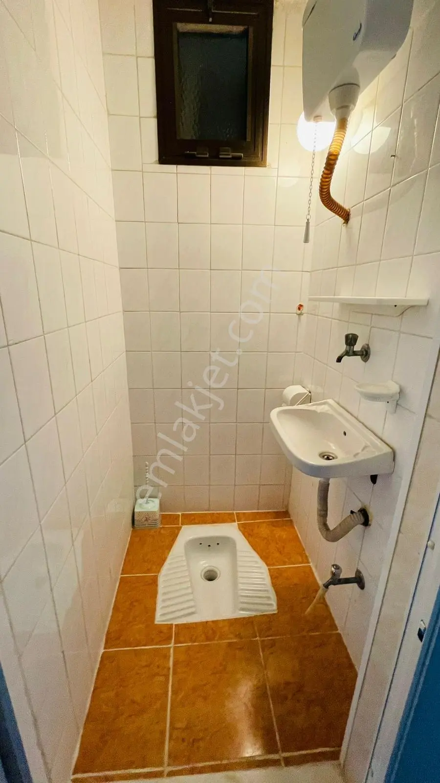 Doğanay'da Köşe Konumda Asansörlü Otoparklı 3+1 Daire - Görsel 29