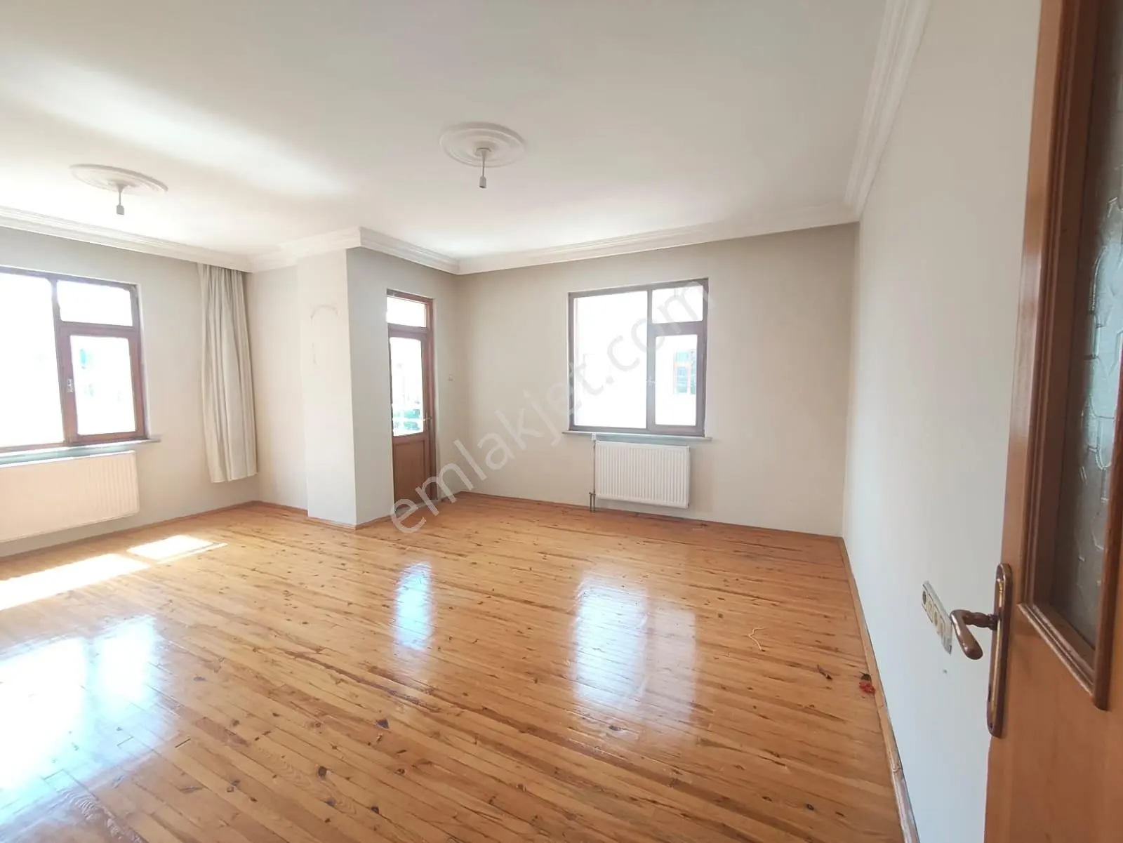 Jandarma Karşısı Cengiz Topel Okulu Yanı Arakat Kiralık 3+1 - Görsel 3