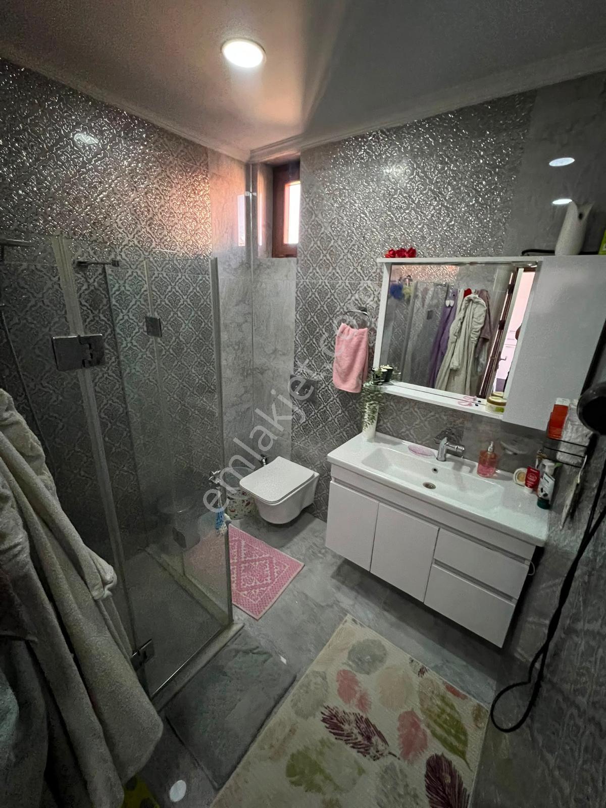 Ayvalık Ali Çetinkaya'da Geniş Satılık Dubleks Daire - Görsel 24