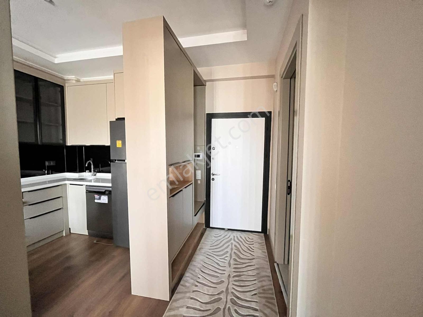 Eşyalı İskanlı Kat Mülkiyetli Lüks 1+1 Denize Yakın Daire - Görsel 14