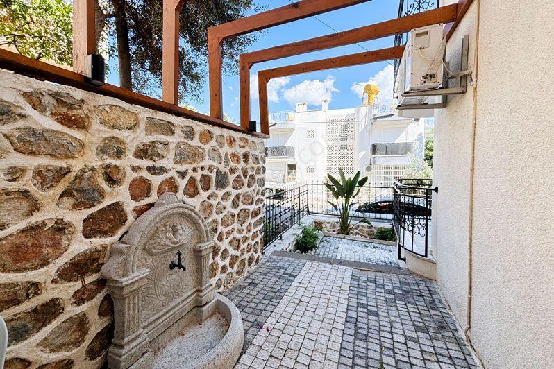 Kale De Satılık Ayrı Mutfak 1+1 Eşyalı Daire - Görsel 27