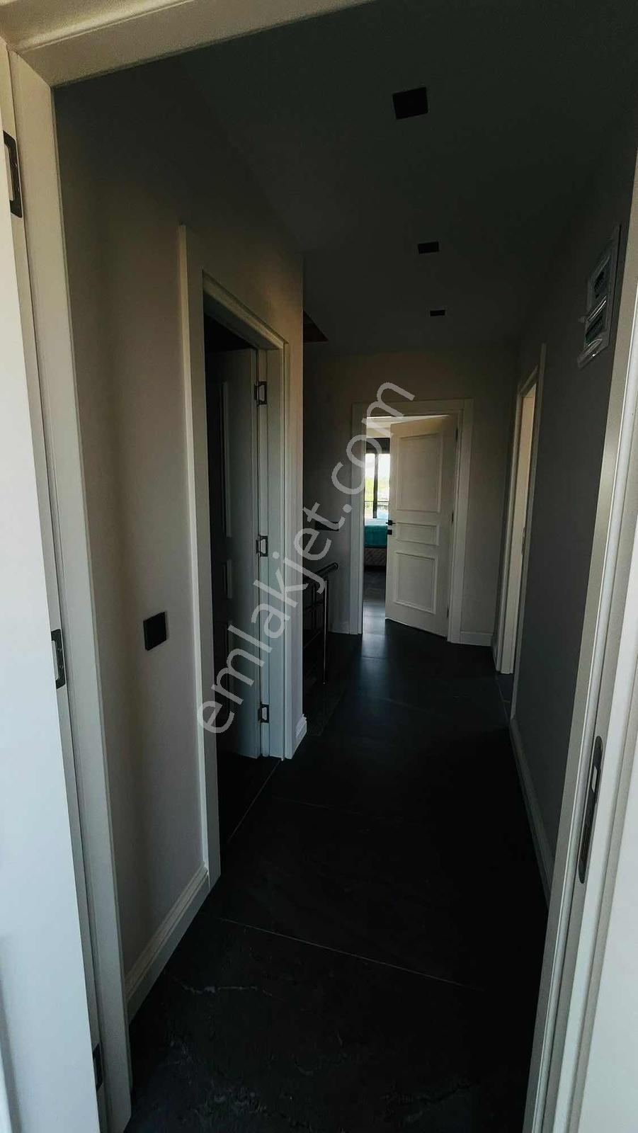Belekte Kiralık Villa 4+1 Lüks - Görsel 12