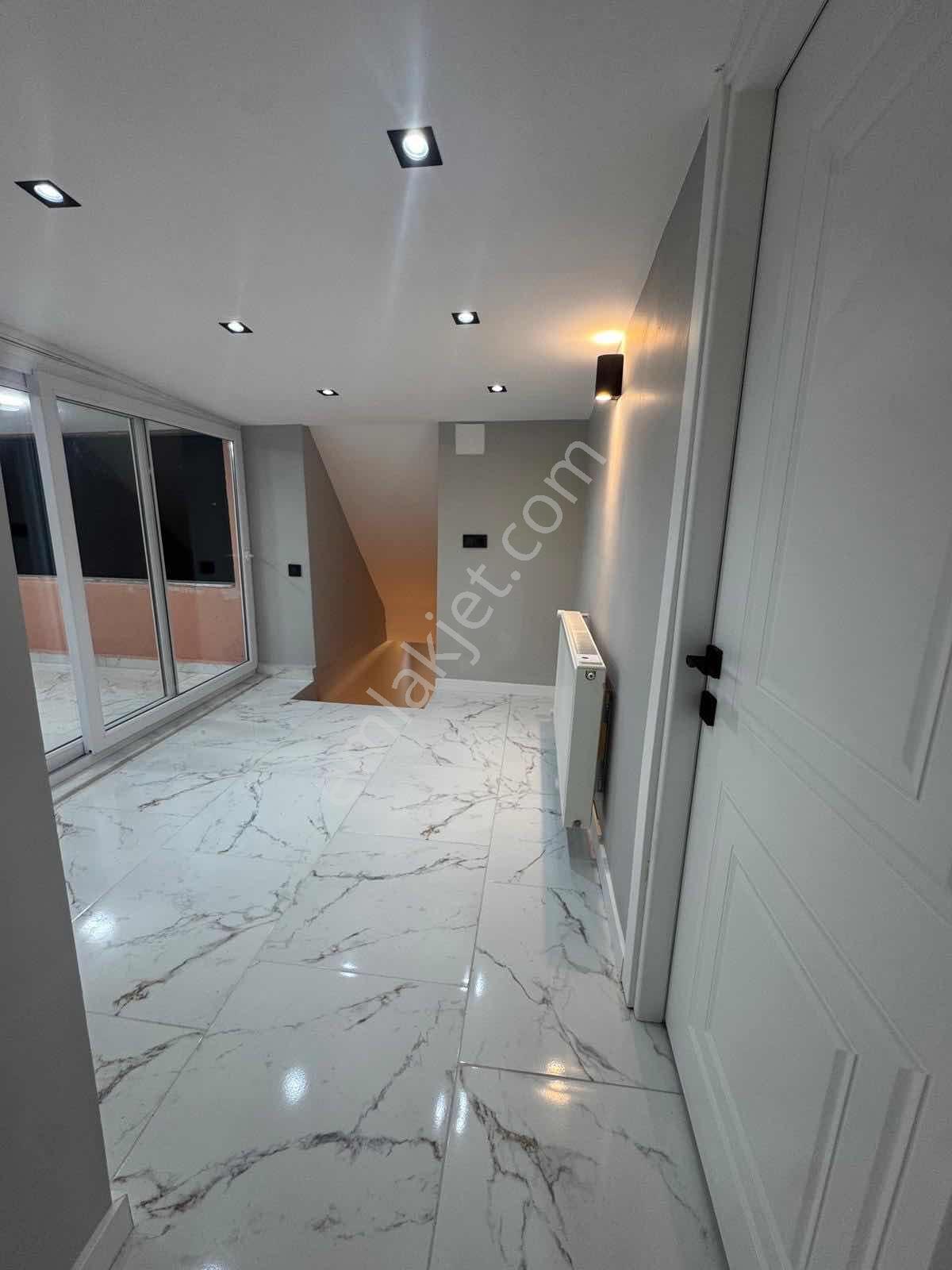 Bornova Yeşilova 5+2 Satılık Dubleks Daire - Görsel 18