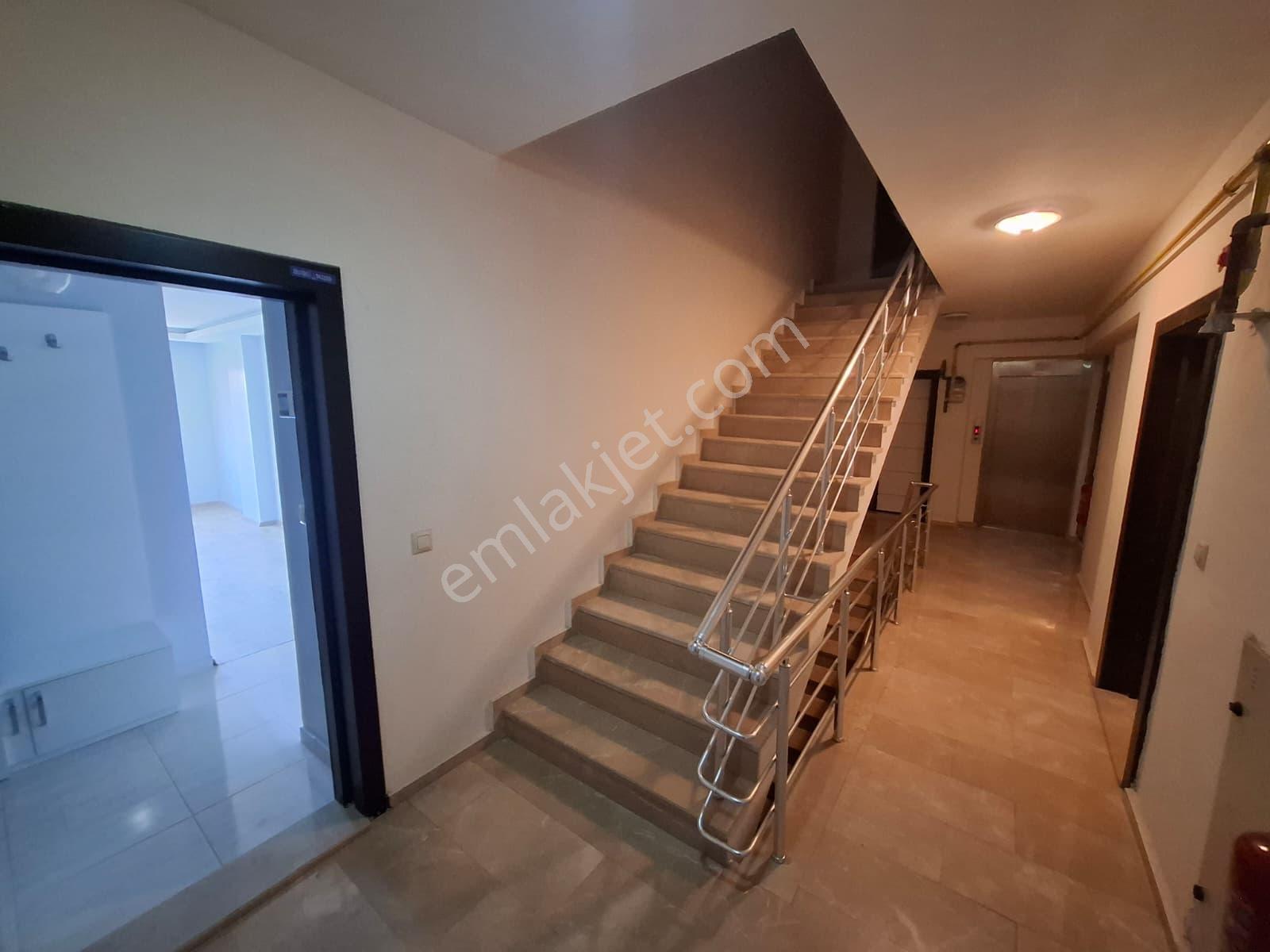 Çalı Merkezde Dağ Manzaralı Teras, 2+1 Dubleks Kiralık Daire - Görsel 10