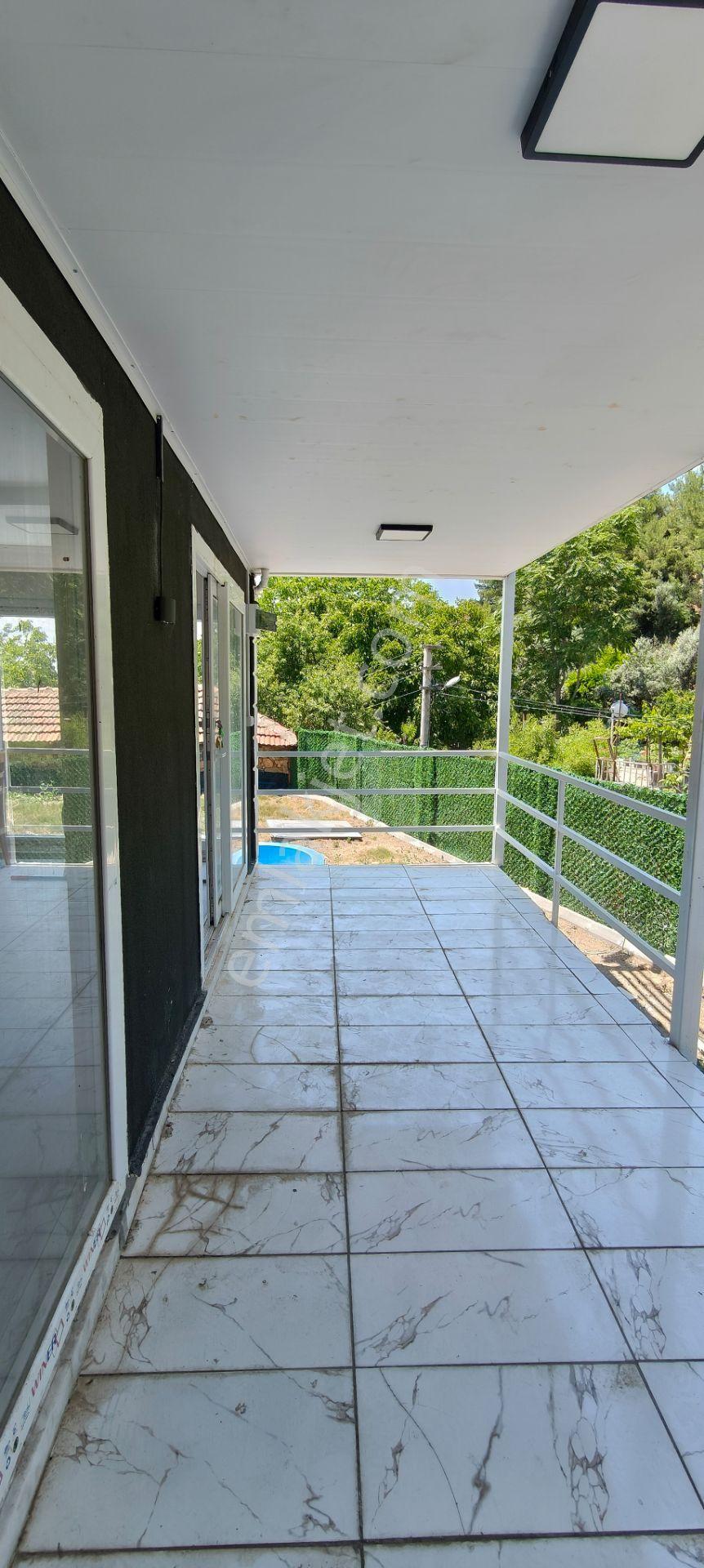 Torbalı Karakızlar Doğa Manzaralı Müstakil Parsel,tek Tapu 145m2 Arsada Havuzlu Eşyalı 100m Villa - Görsel 23
