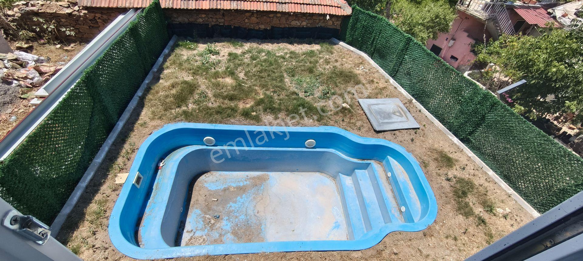 Torbalı Karakızlar Doğa Manzaralı Müstakil Parsel,tek Tapu 145m2 Arsada Havuzlu Eşyalı 100m Villa - Görsel 22