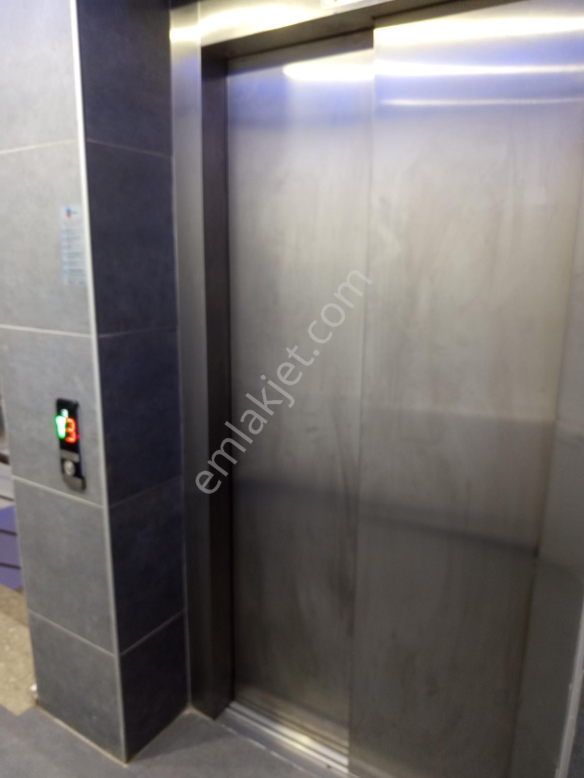 Şeyhsinan Mahallesinde Eşyalı Kiralık 2+0 Daire - Görsel 19