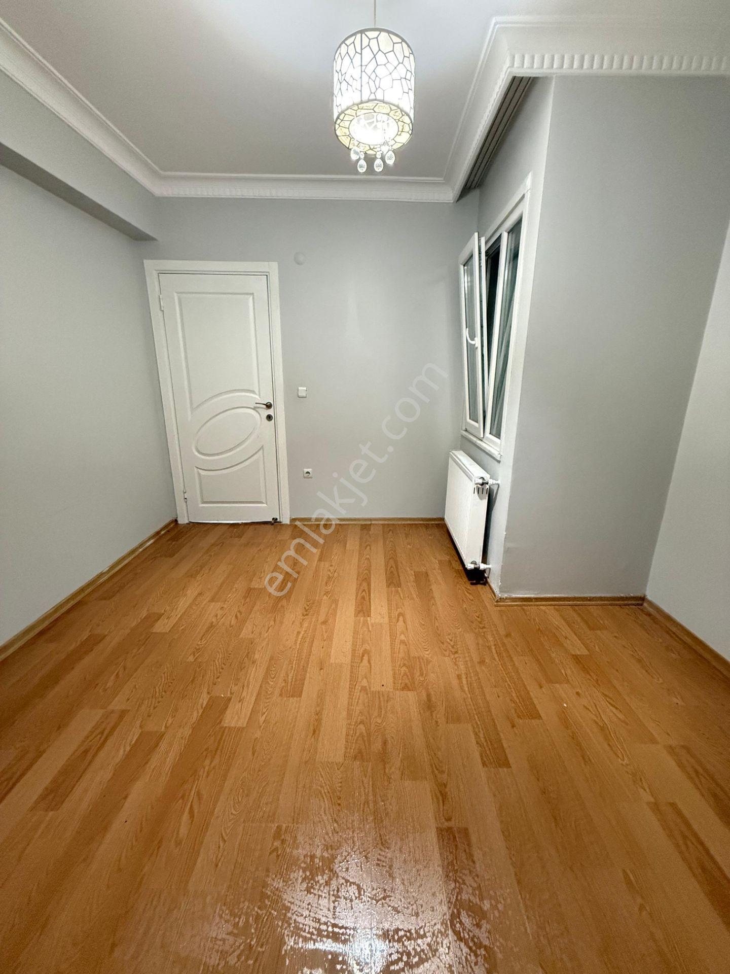 Üçevler Mahallesinde Kiralık Ara Kat 2+1 Daire - Görsel 12