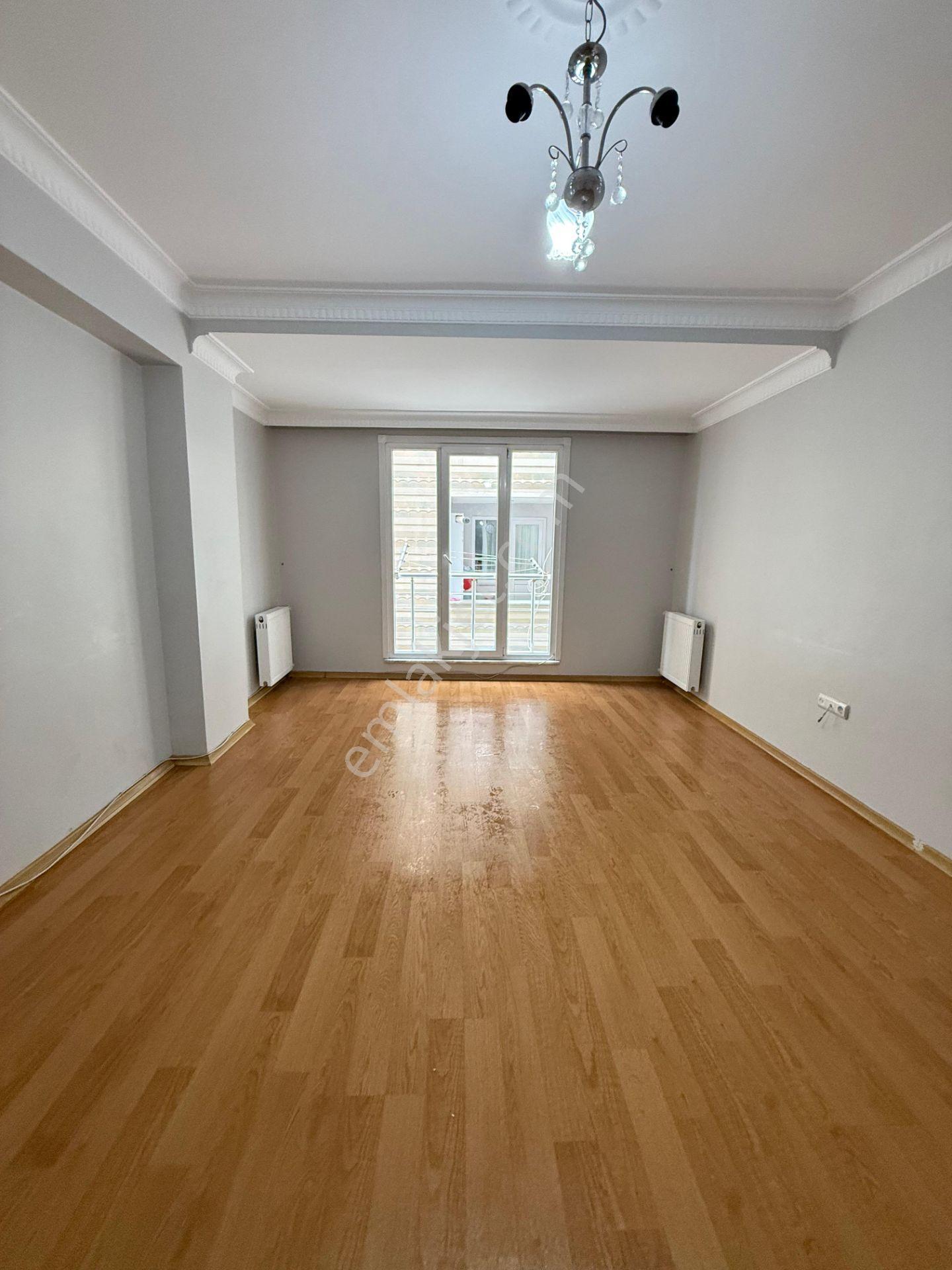Üçevler Mahallesinde Kiralık Ara Kat 2+1 Daire - Görsel 3