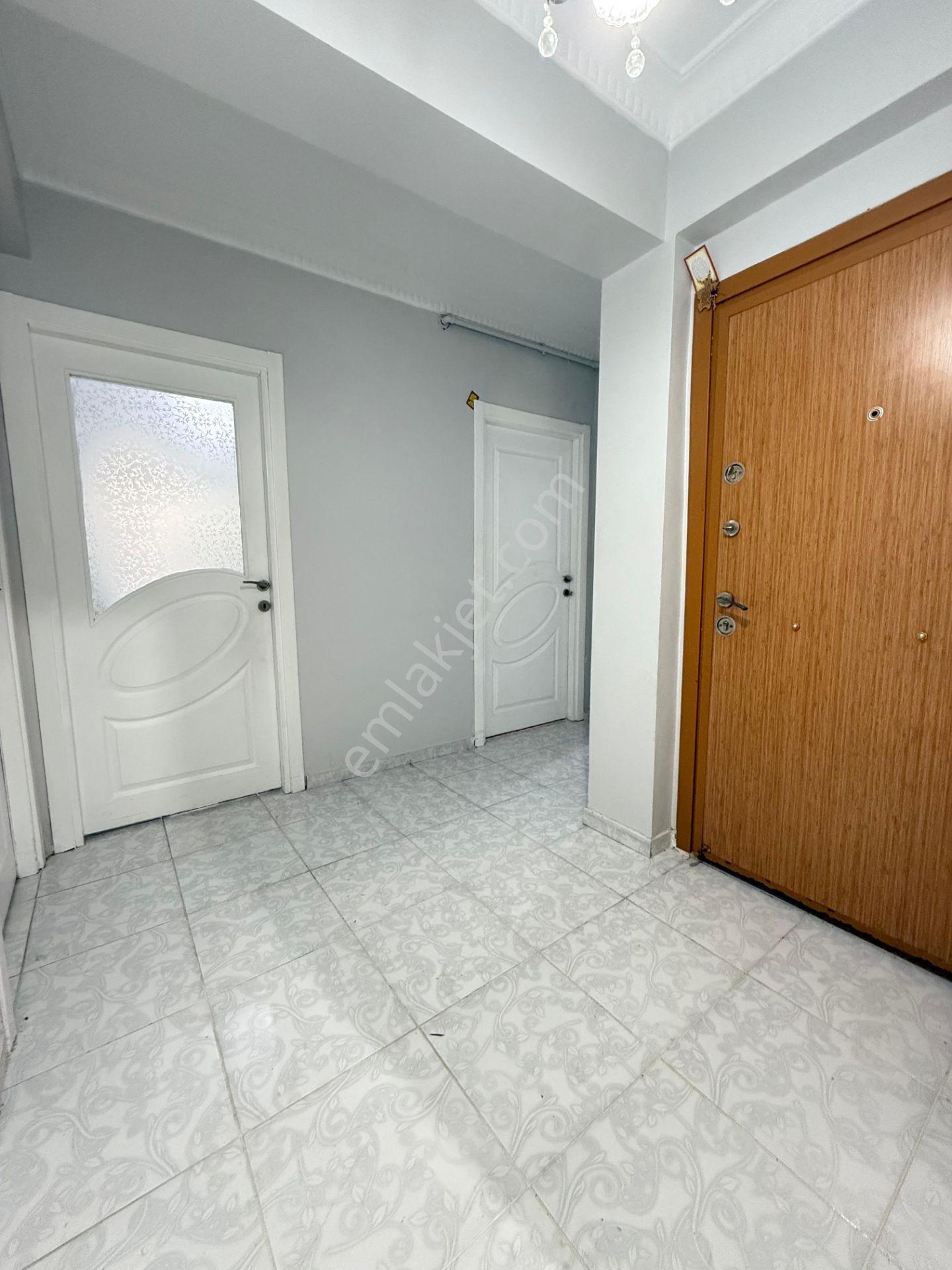 Üçevler Mahallesinde Kiralık Ara Kat 2+1 Daire - Görsel 20