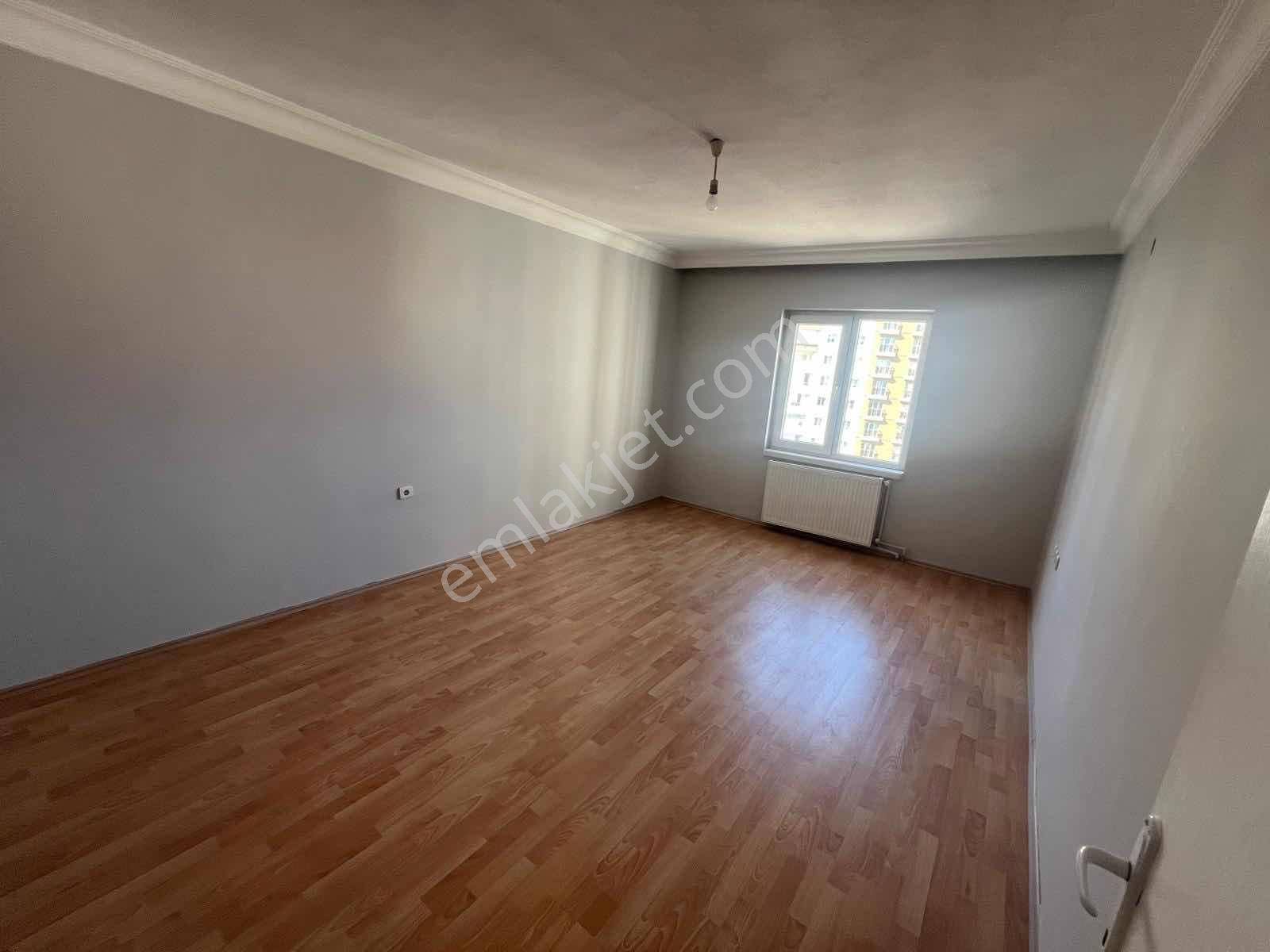 Ahi Mesut Yeşil Elvan Sitesinde Arakatta 3+1 Kiralık Turyap'tan - Görsel 35