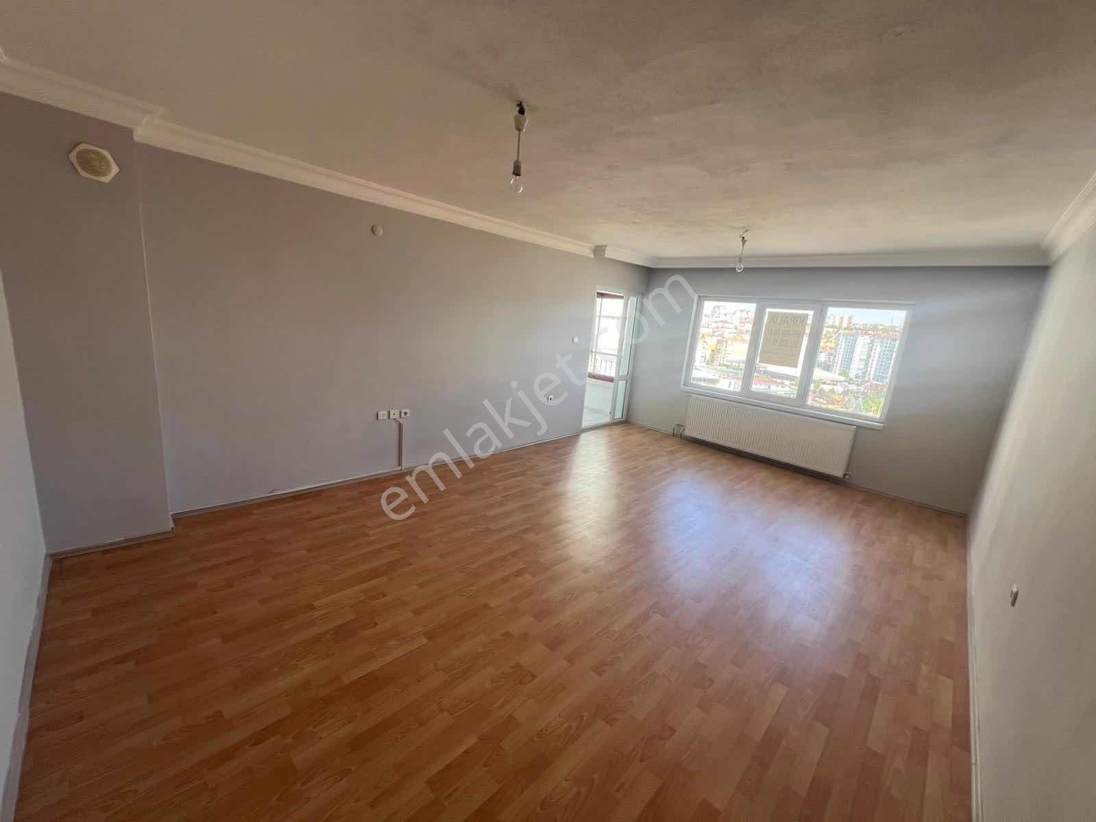 Ahi Mesut Yeşil Elvan Sitesinde Arakatta 3+1 Kiralık Turyap'tan - Görsel 16