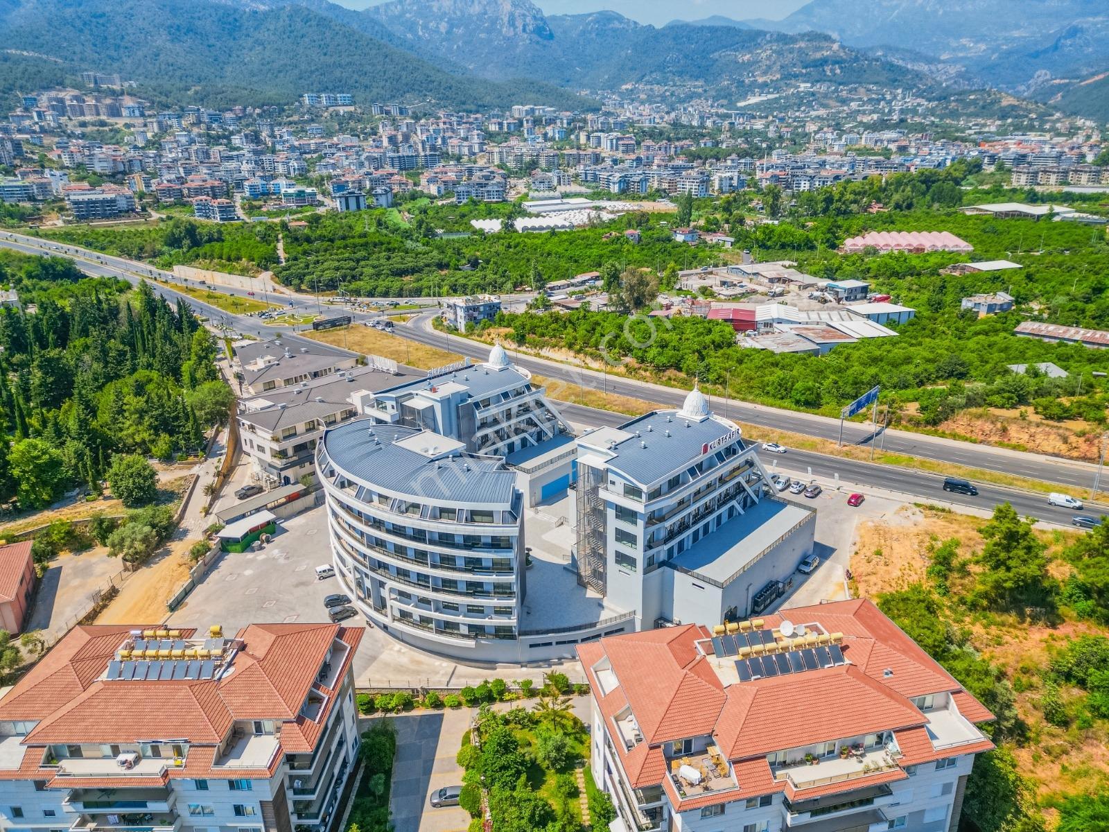 Alanya Obada Prestijli İş Merkezinde Kiralık Ofisler - Görsel 26