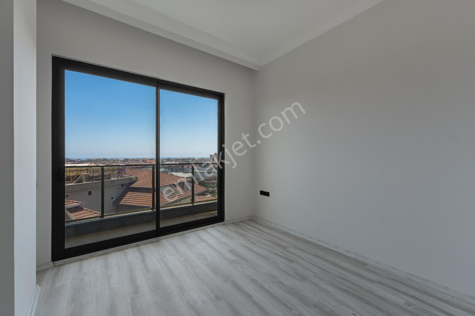 Alanya Obada Prestijli İş Merkezinde Kiralık Ofisler - Görsel 10