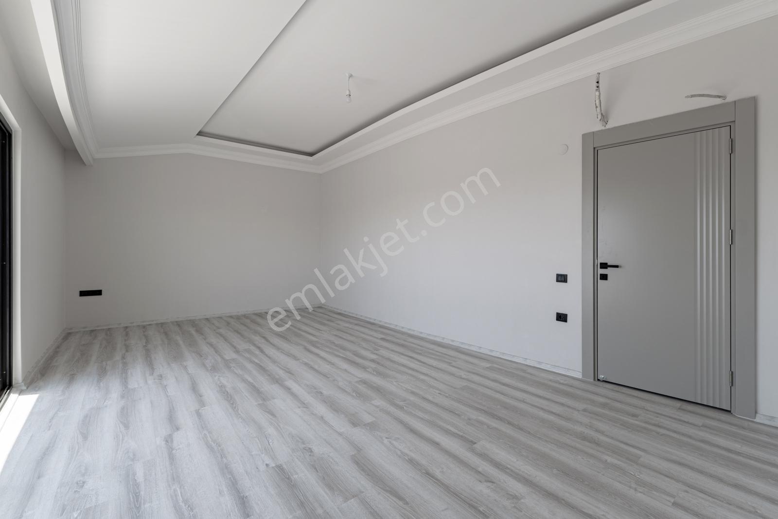 Alanya Obada Prestijli İş Merkezinde Kiralık Ofisler - Görsel 12