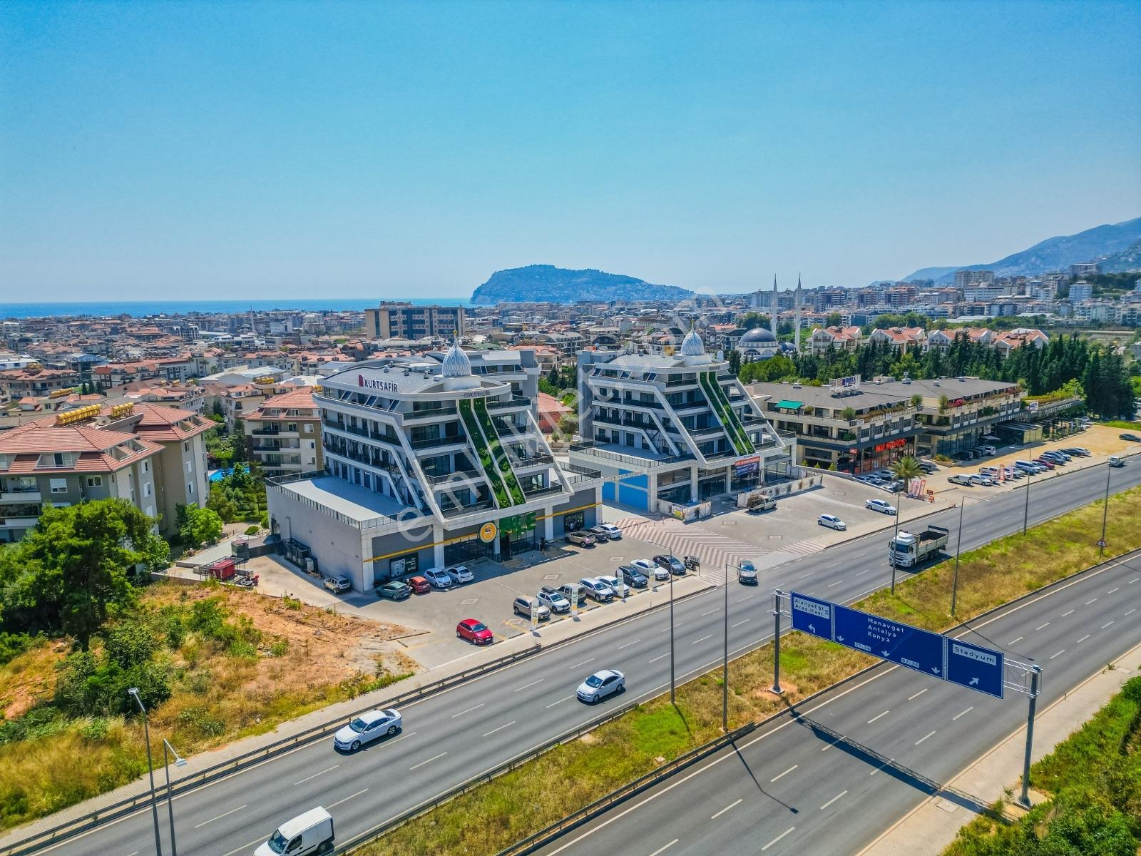 Alanya Obada Prestijli İş Merkezinde Kiralık Ofisler - Görsel 30