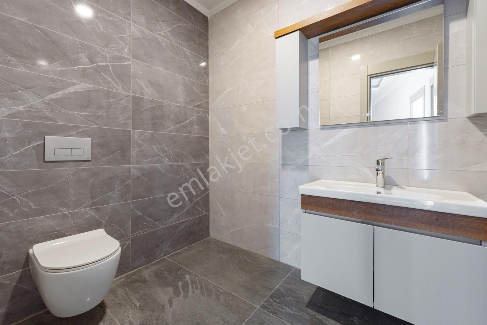 Alanya Obada Prestijli İş Merkezinde Kiralık Ofisler - Görsel 25