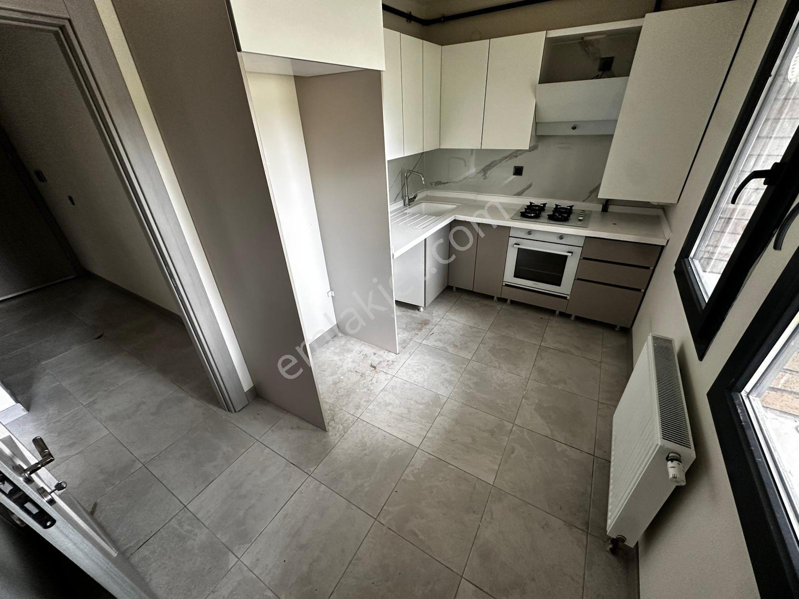 Saraycık Toki Konutları 4.bölge 1.etap 2+1 Yüksek Giriş Yapılı Ebeveyn Banyolu Kiralık Daire