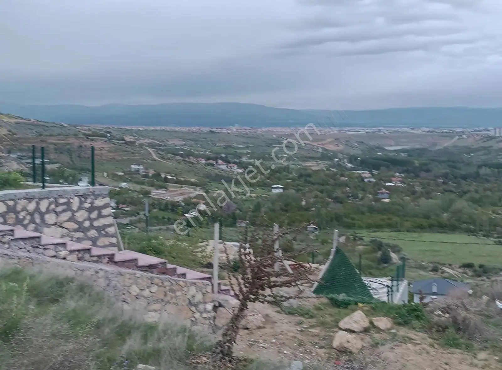İkizler Gayrimenkul'den Yeşilyurt Tarafında Satılık 1150 M2 Arsa - Görsel 2