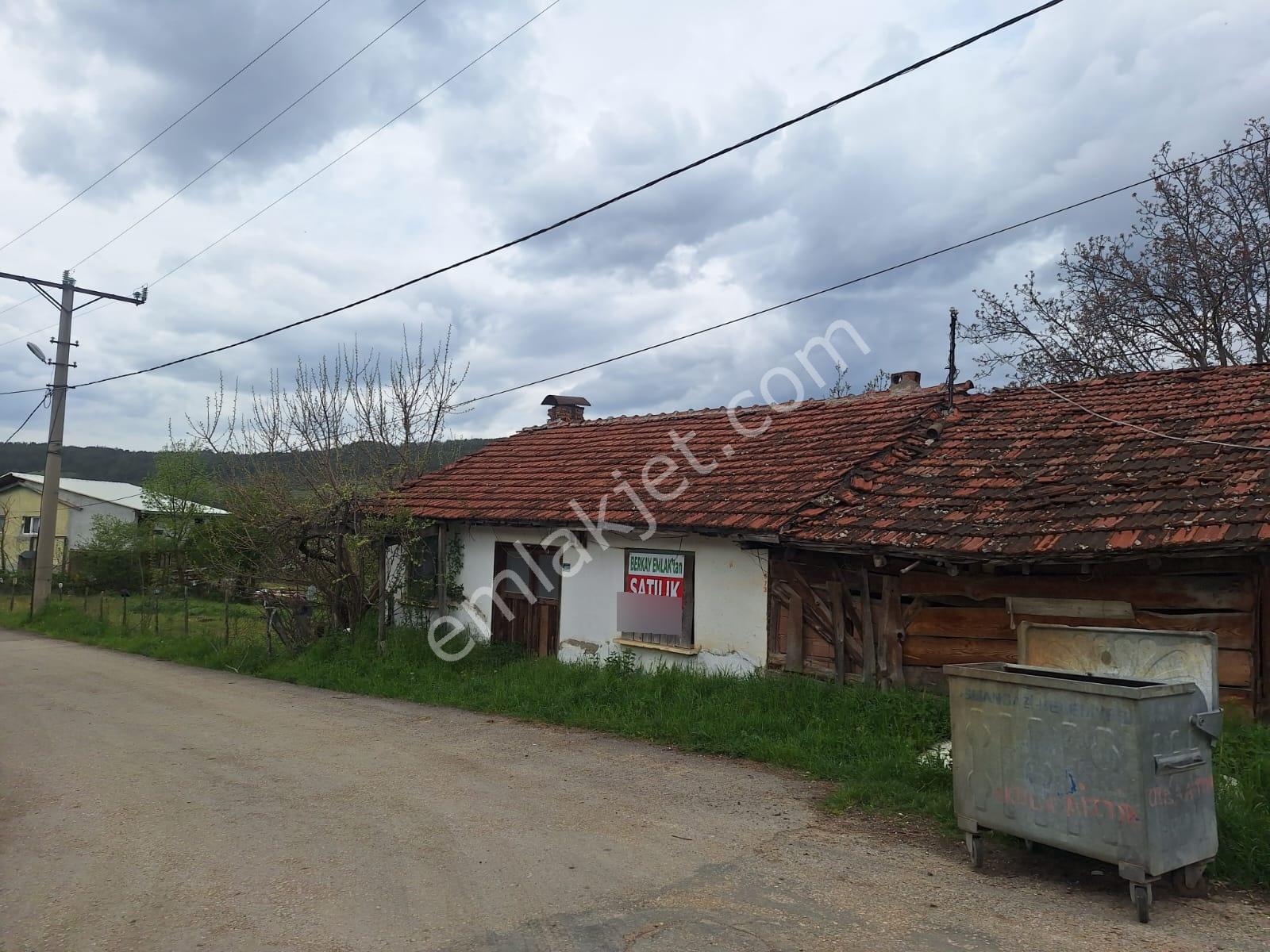 Berkay Emlaktan Satılık Köy Evi - Görsel 6