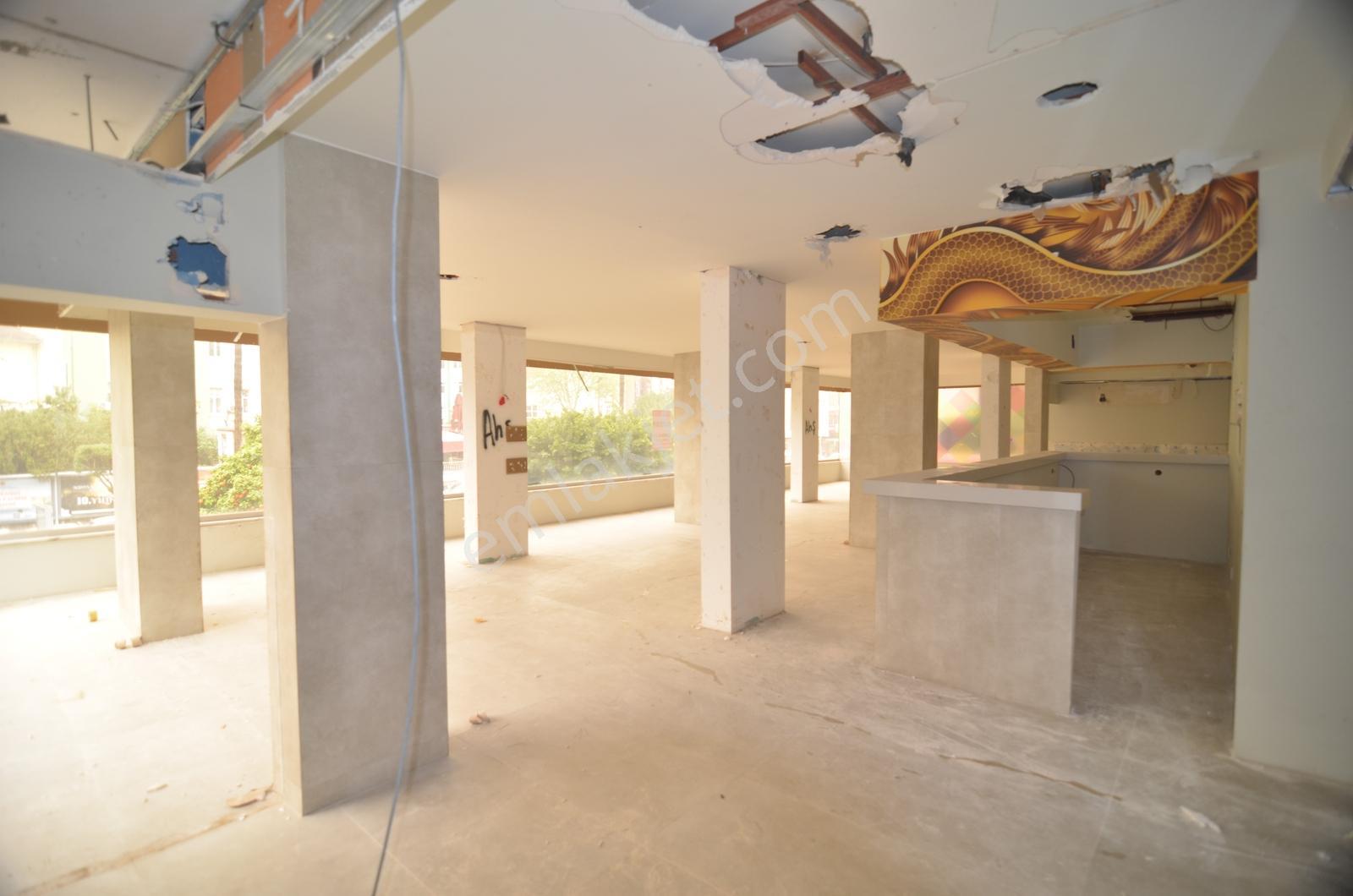 Alanya Atatürk Caddesinde Kiralık İşyeri - Görsel 10