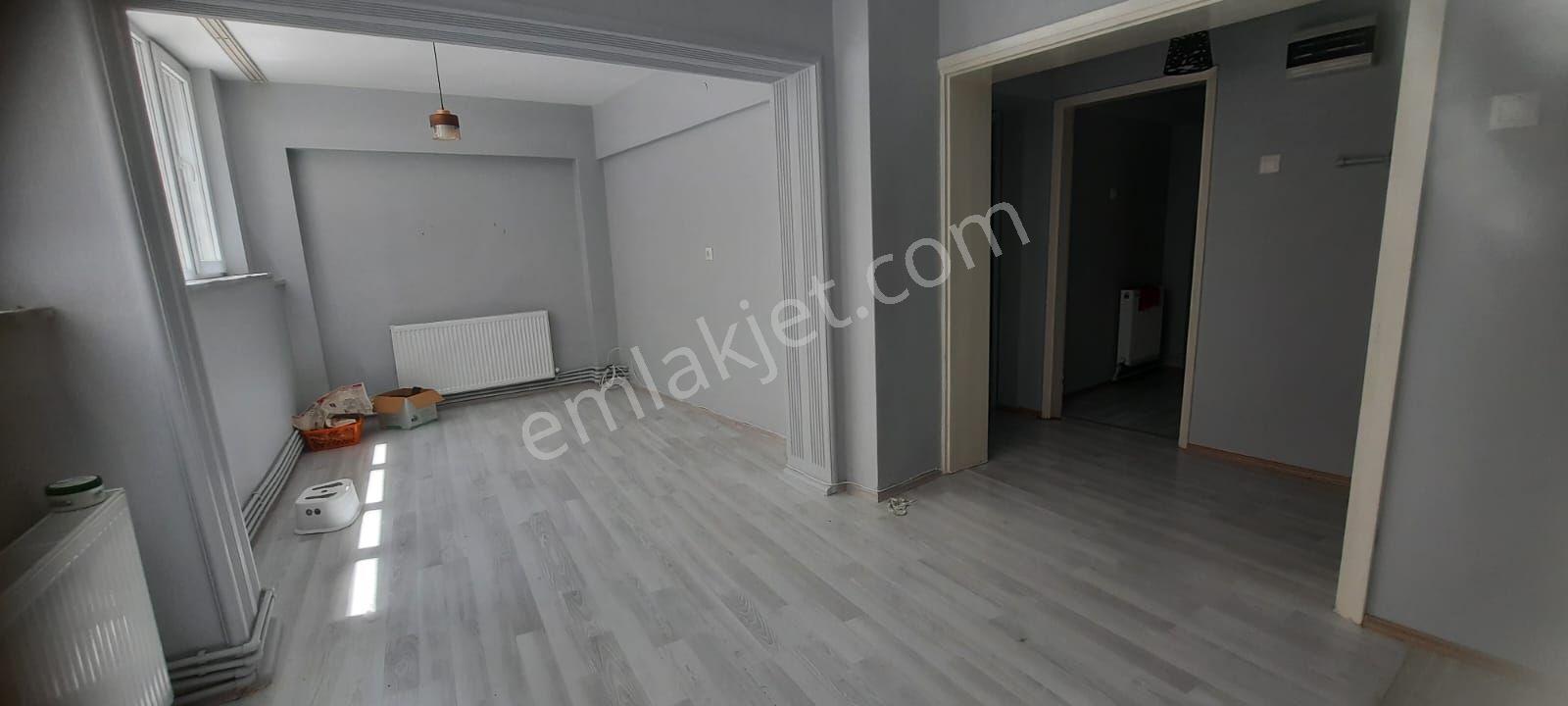 Yıldırım Setbaşı'nda Bahçeli, Düz Giriş 1+1 Kiralık Daire (60m²) - Görsel 2