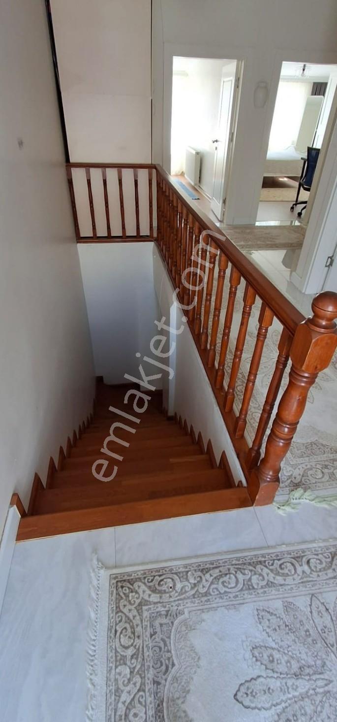 Şemsipaşa'da Çift Teraslı 5+1 Manzaralı Geniş Dubleks-230 M2 - Görsel 16