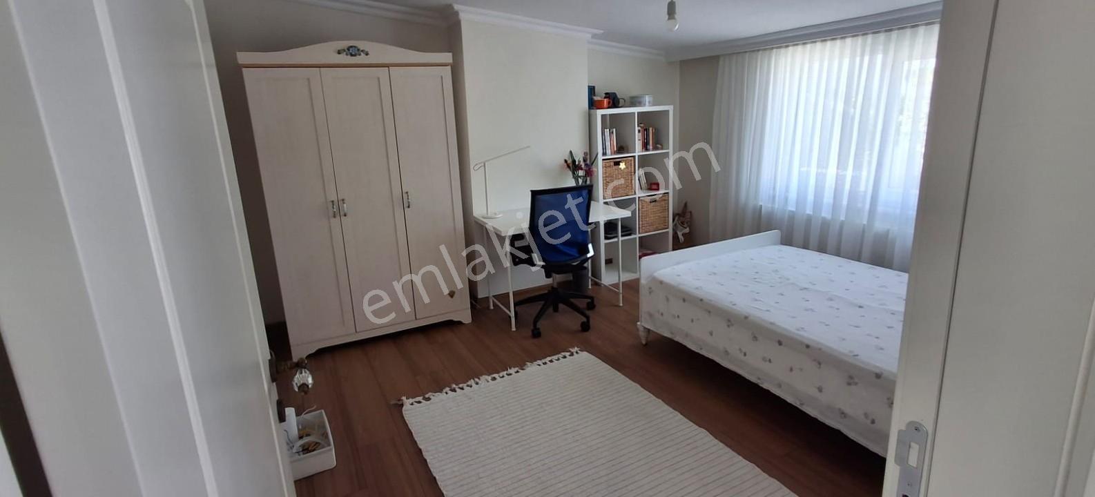 Şemsipaşa'da Çift Teraslı 5+1 Manzaralı Geniş Dubleks-230 M2 - Görsel 23