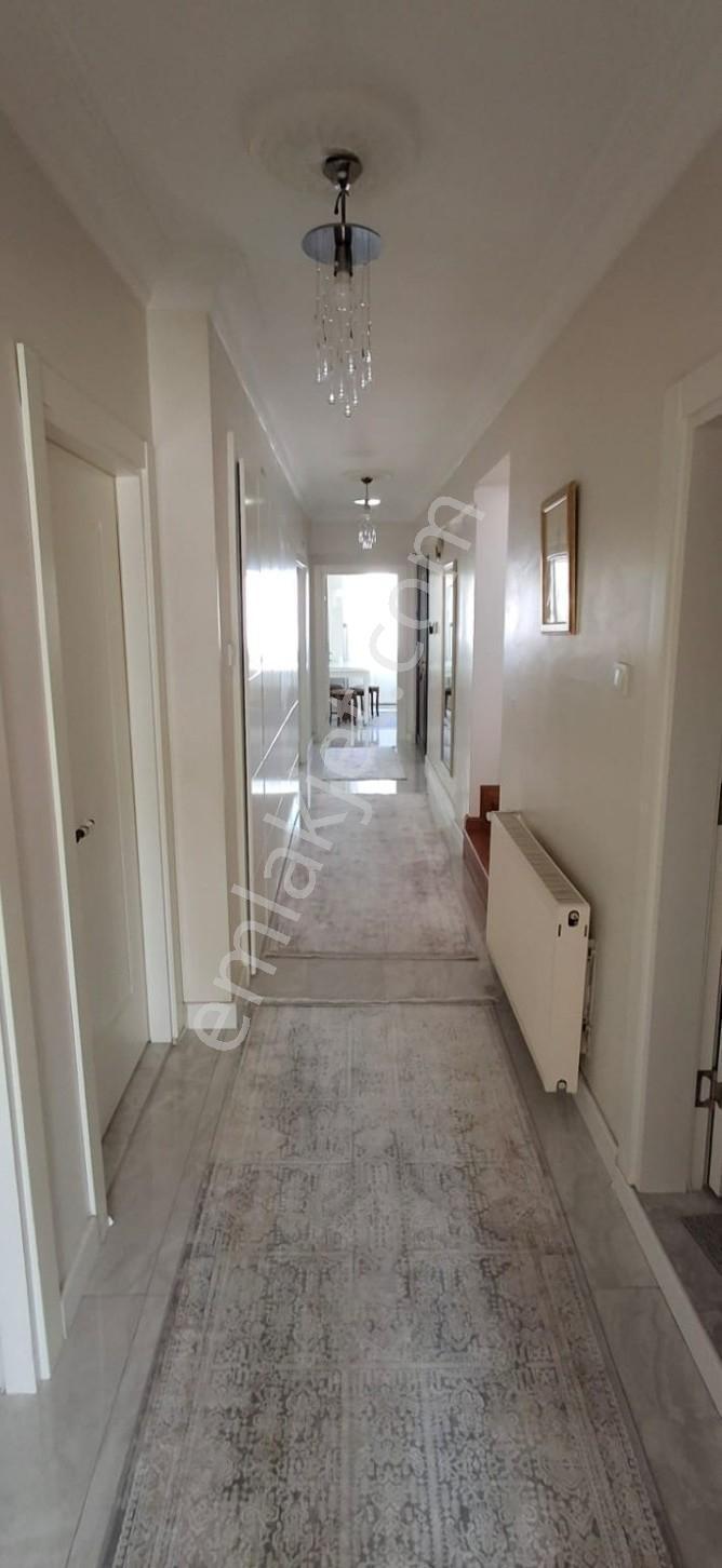 Şemsipaşa'da Çift Teraslı 5+1 Manzaralı Geniş Dubleks-230 M2 - Görsel 22