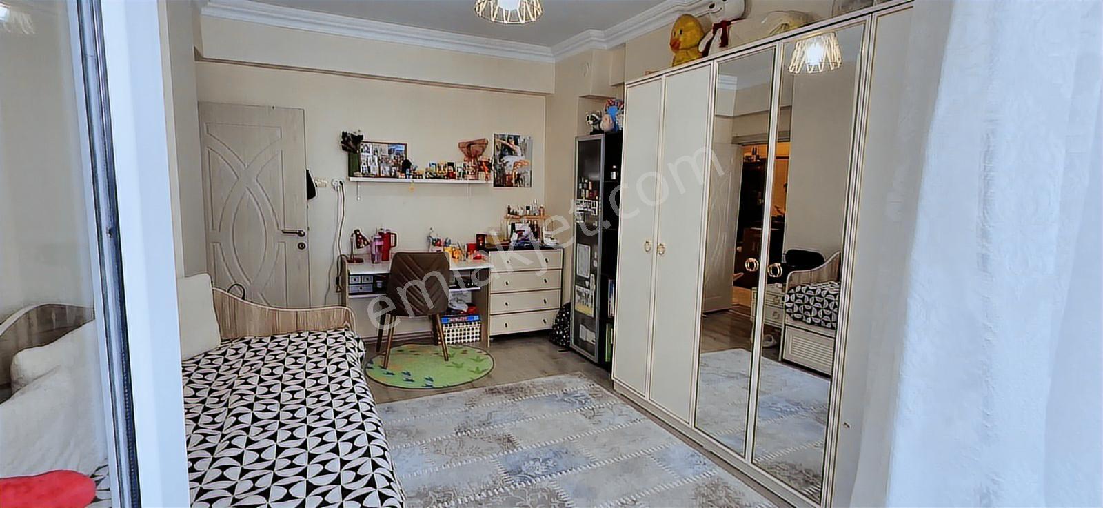 Aeg Durağı Masrafsız Merkezi Krediye Uygun Satılık 3+1 Arakat - Görsel 26